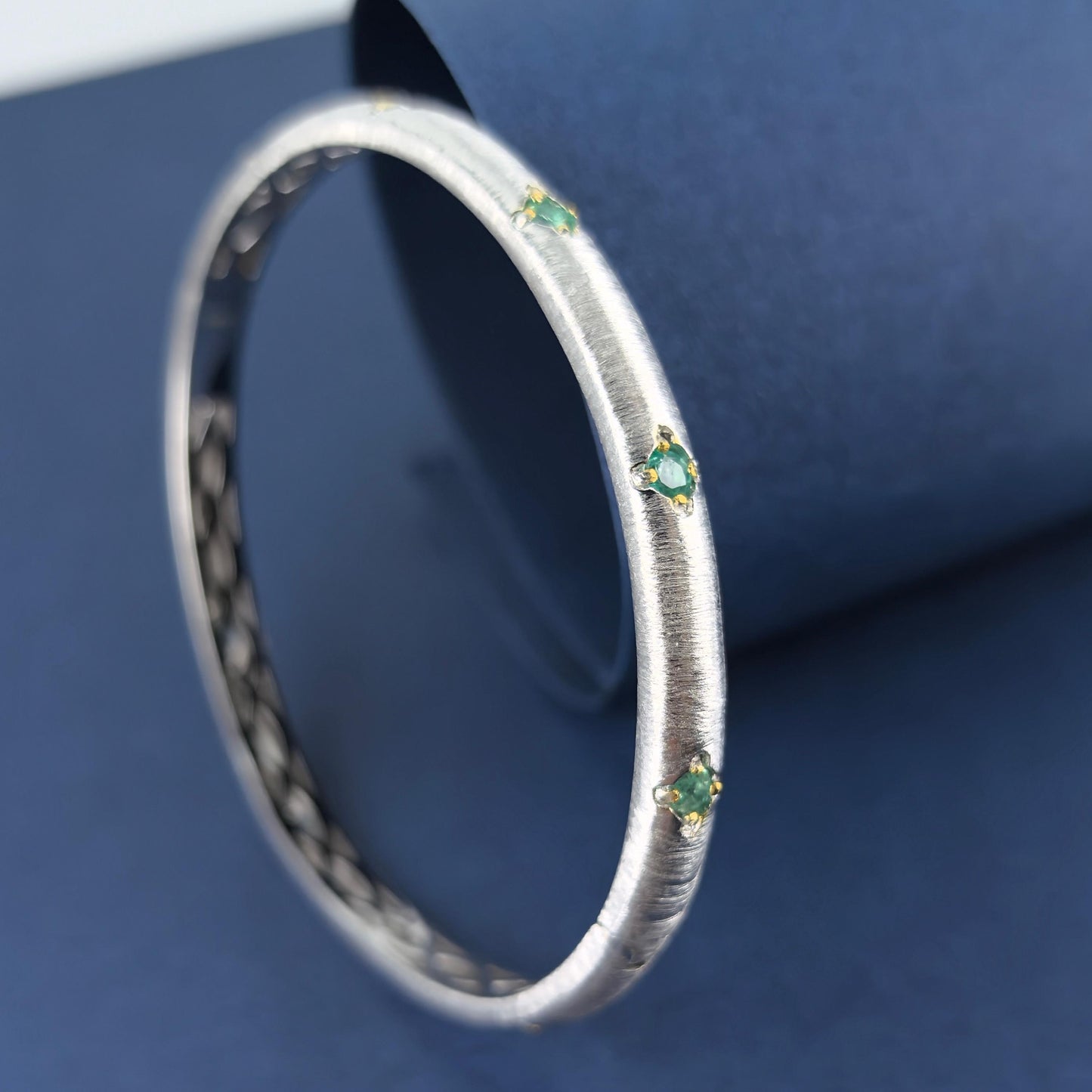 Unique Rhodium and Gold Plated Silver 925 Jewelry Natural Emerald Bangle