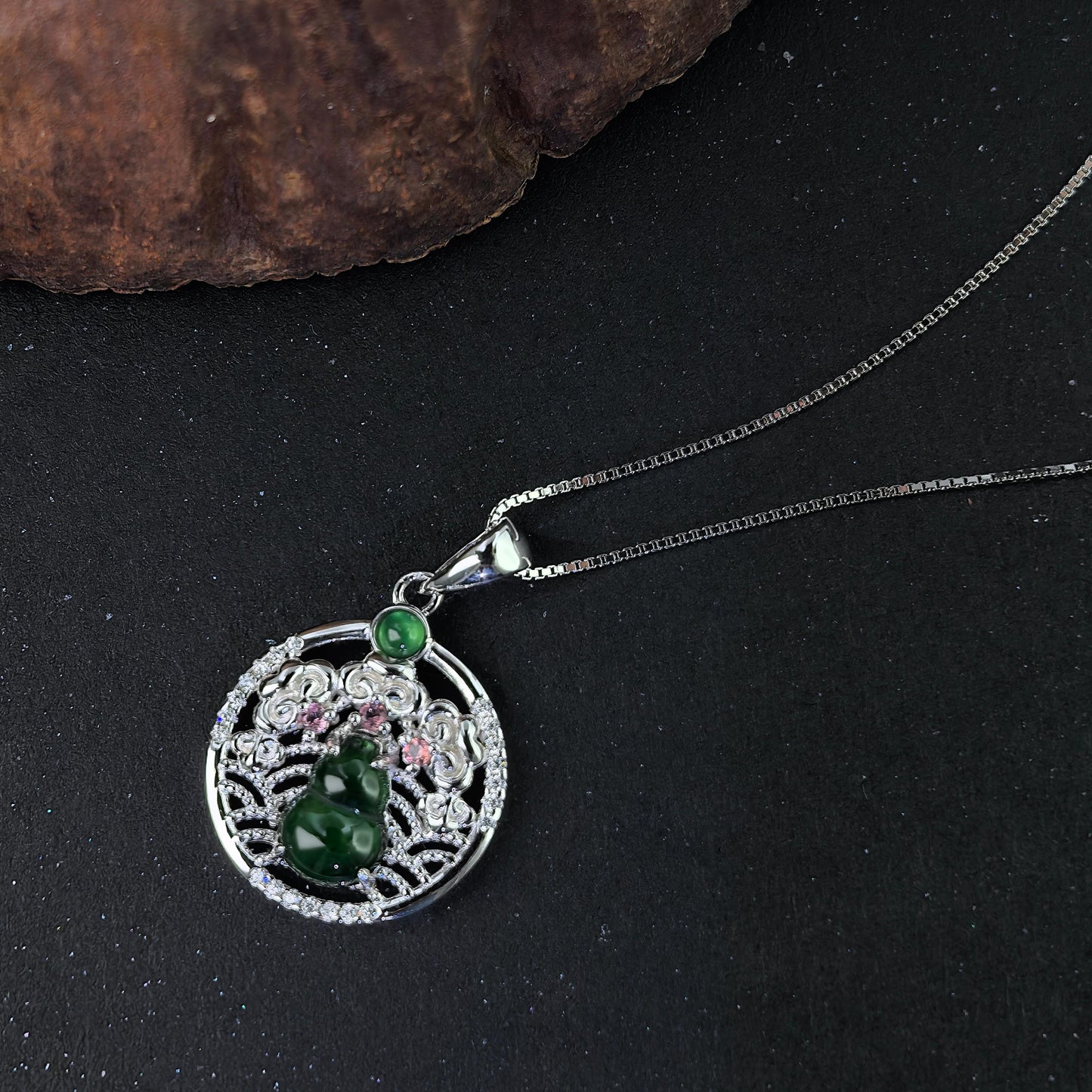 Delicate Rhodium Plated 925 Silver Jewelry Natural Jadeite Pendant