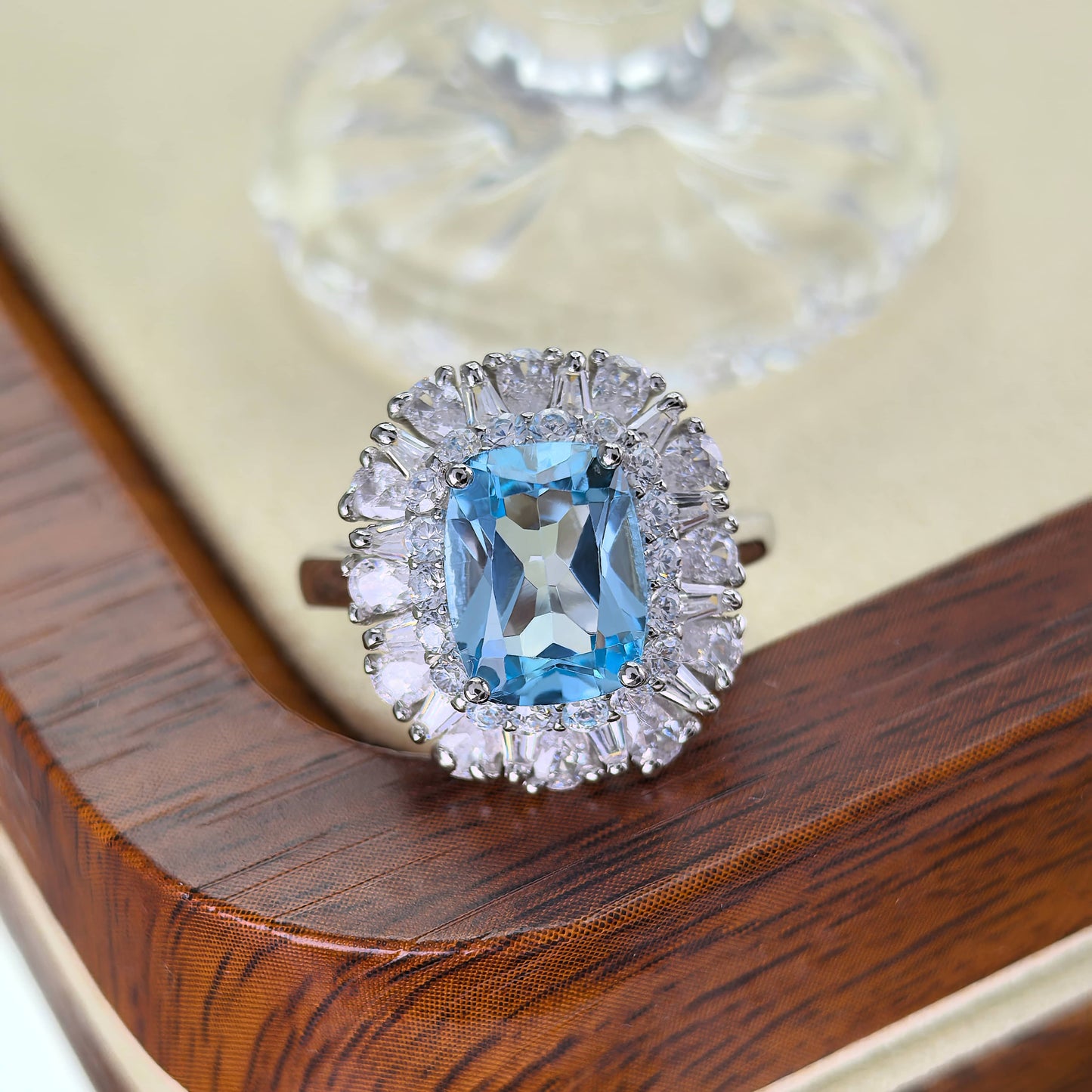Dazzling Rhodium-Plated 925 Sterling Silver Fine Jewelry Set with Natural Sky Blue Topaz