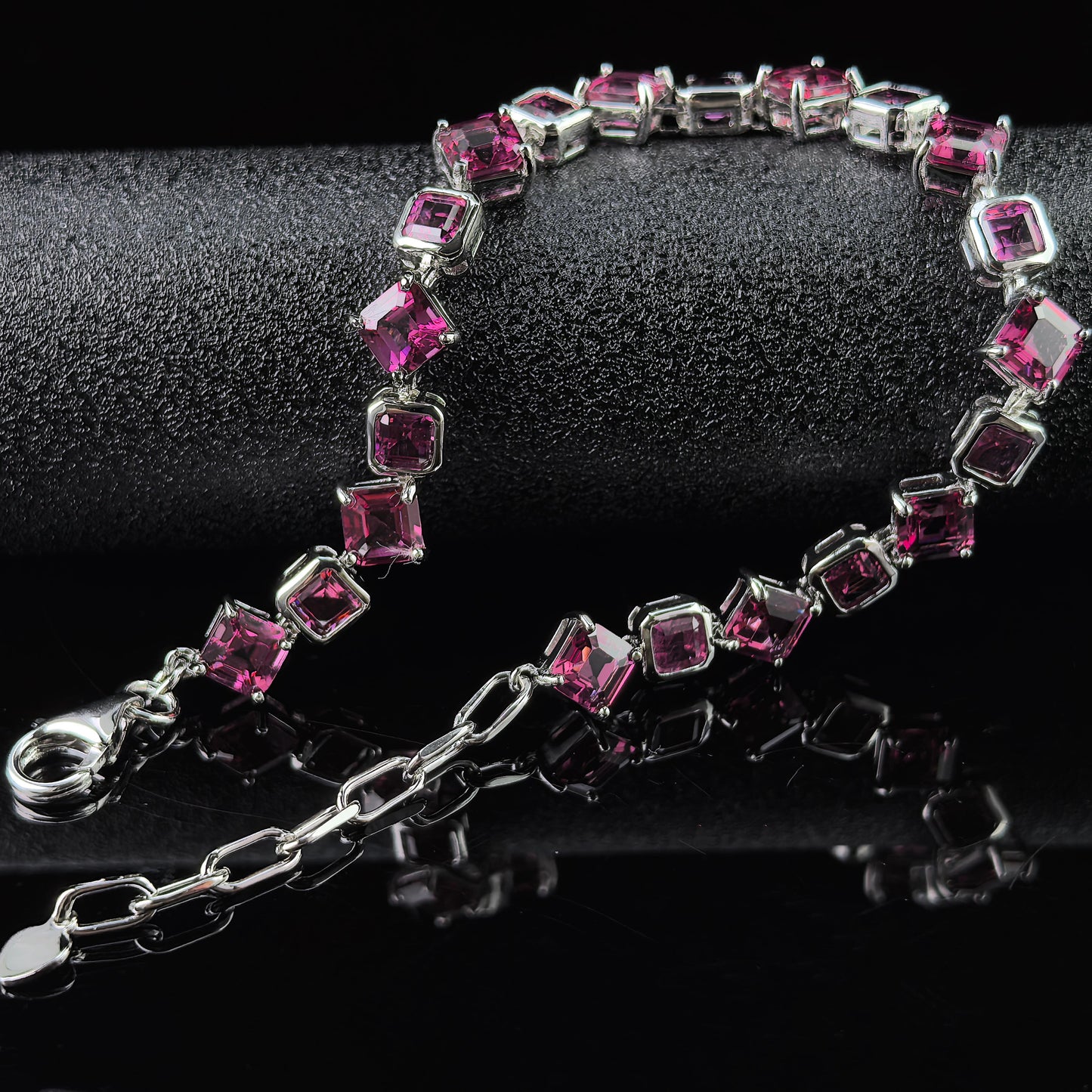 Exquisite Rhodium Plated 925 Sterling Silver Natural Pyrope Bracelet