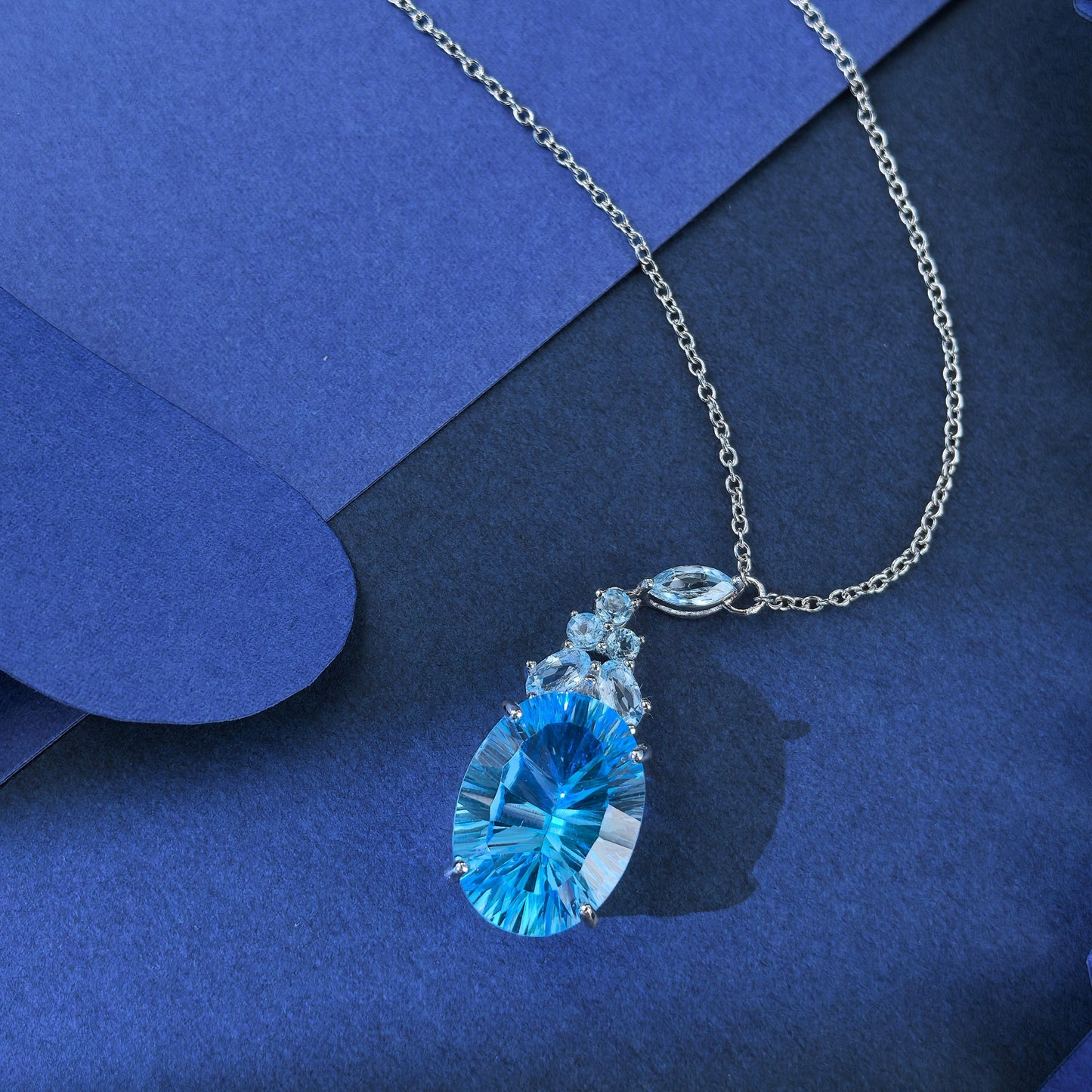 Elegant Rhodium Plated Silver 925 Jewelry Natural Sky Blue Topaz Necklace