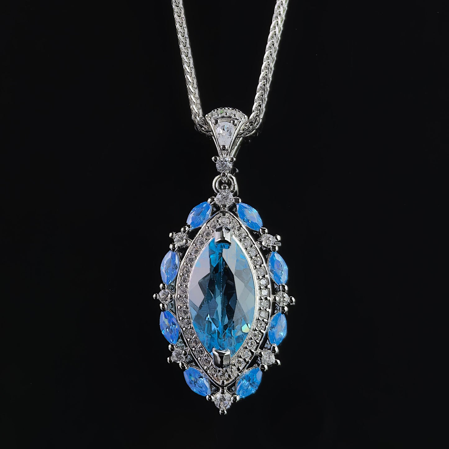 Natural Swiss Blue Topaz Jewelry Set Ring and Pendant