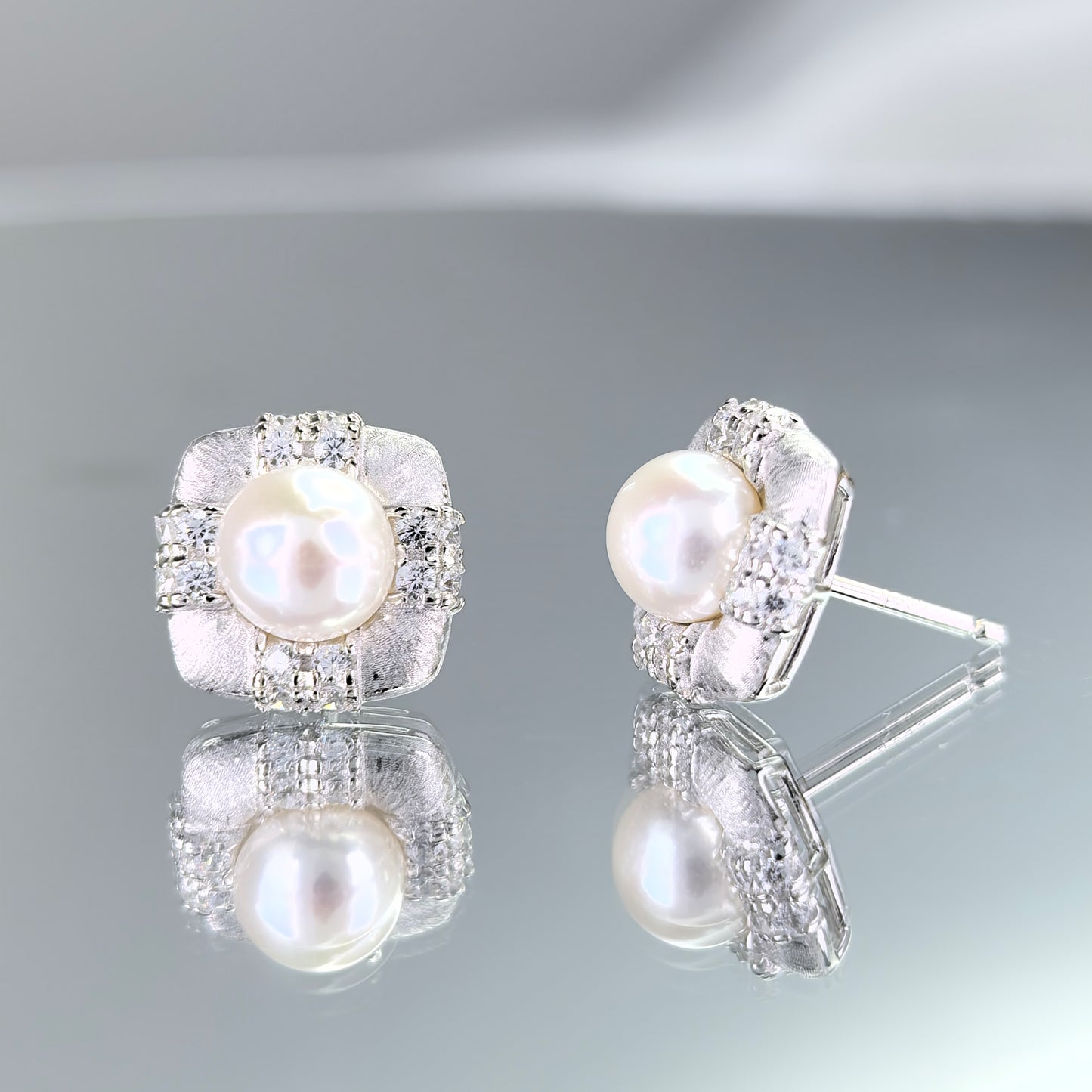 925 Sterling Silver Freshwater Pearl Jewelry Set Sparkling Rhodium Plated