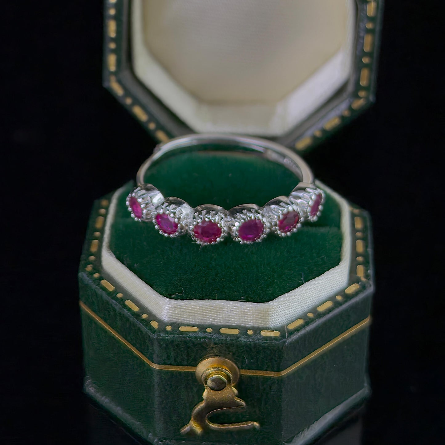 Exquisite Rhodium Plated 925 Silver Jewelry Natural Ruby Ring