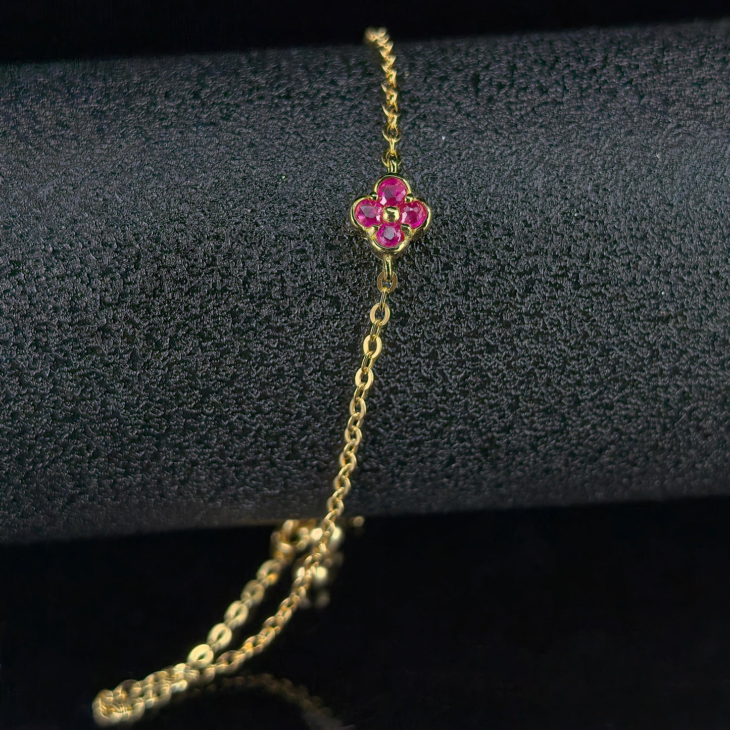 Delicate 18K Gold Plated Silver 925 Jewelry Natural Ruby Four Leaf Clover Bracelet