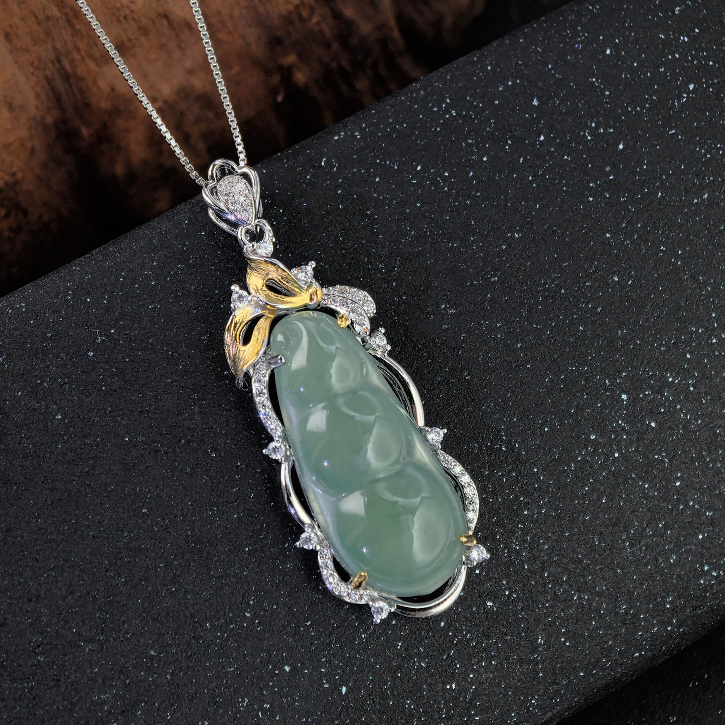Exquisite Dual Color Plated 925 Silver Jewelry Natural Jadeite Pendant