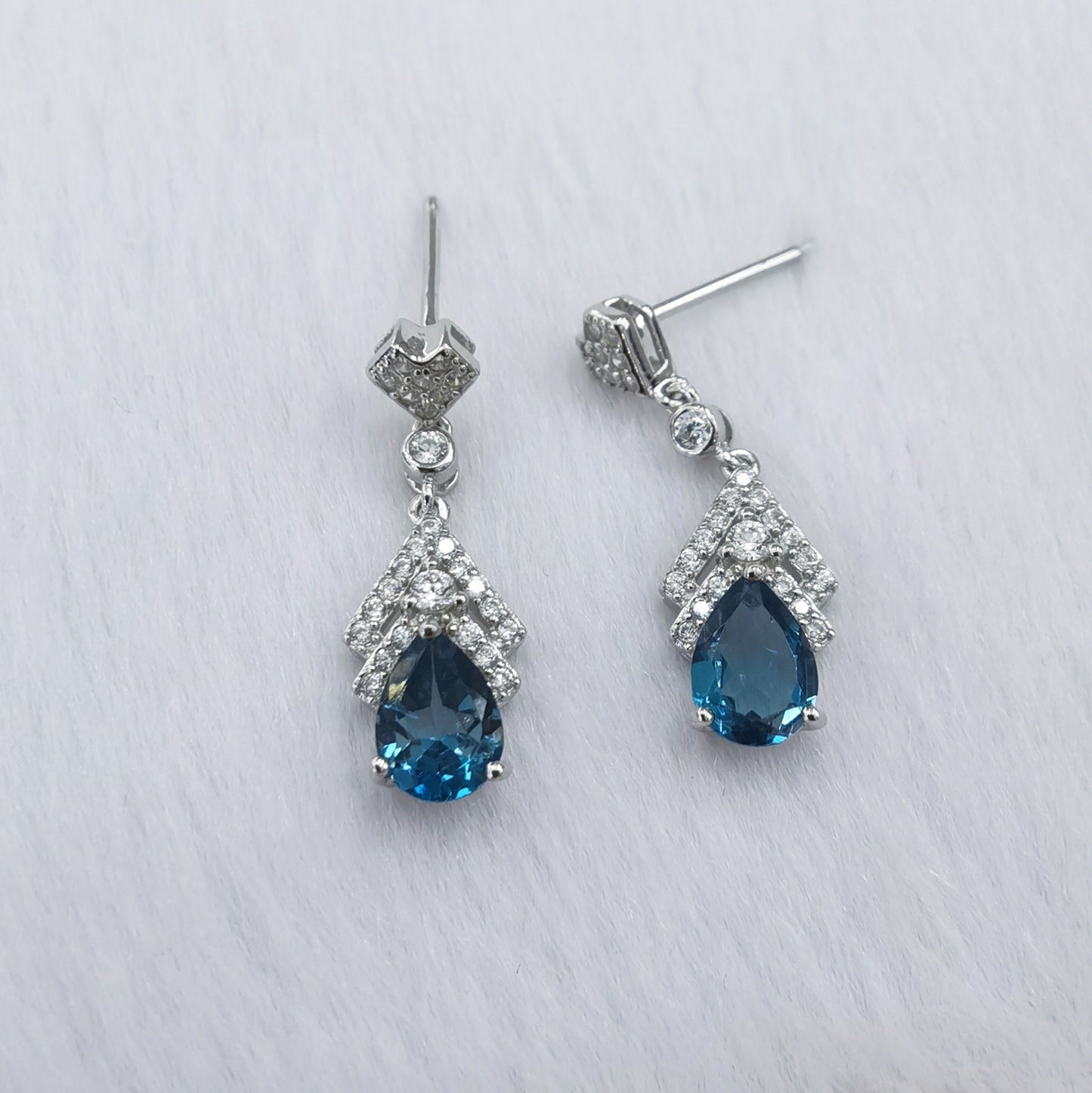 Gorgeous Rhodium Plated S925 Silver Natural London Blue Topaz Tear Drop Earrings