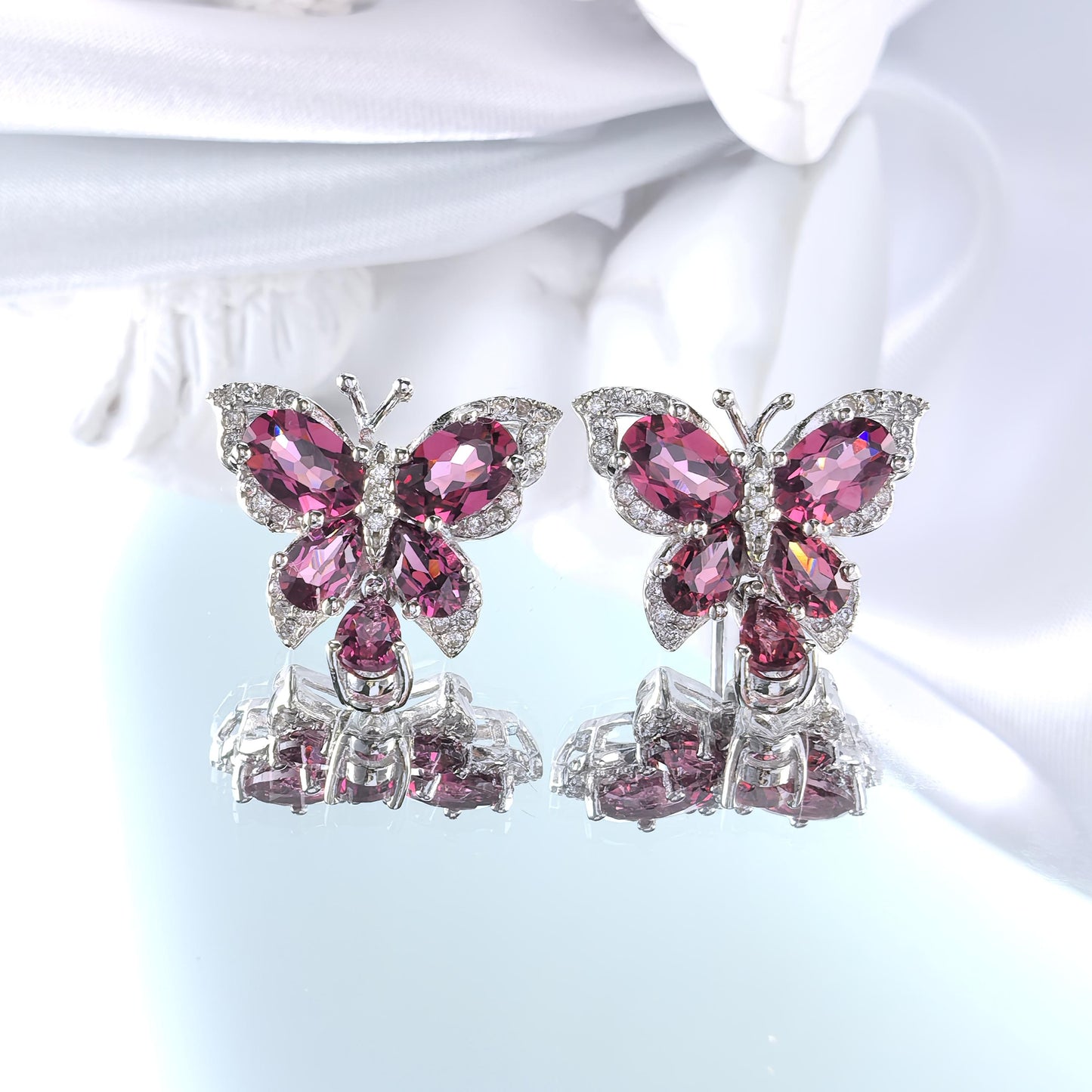 Charming 925 Rhodium Plated Natural Pyrope Garnet Jewelry Set
