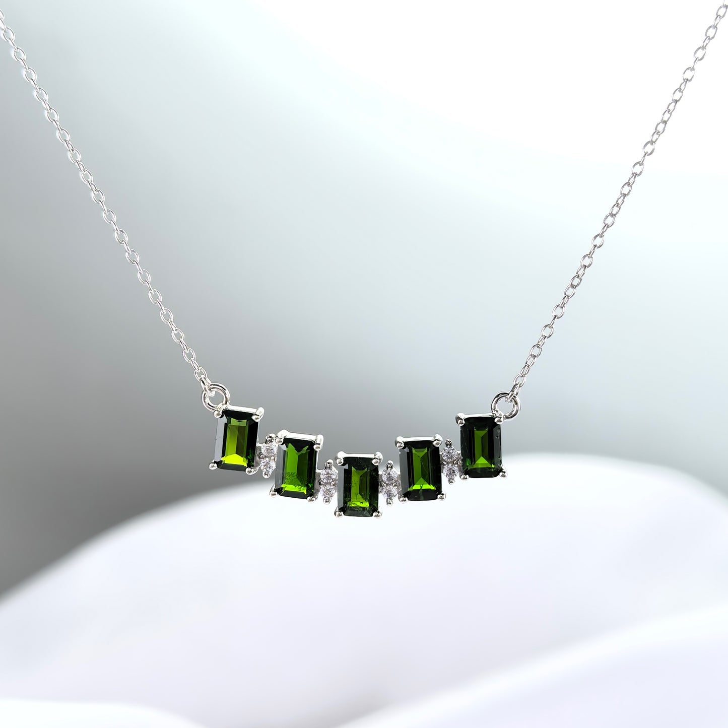 Charming 925 Silver Diopside Necklace Rhodium Plated