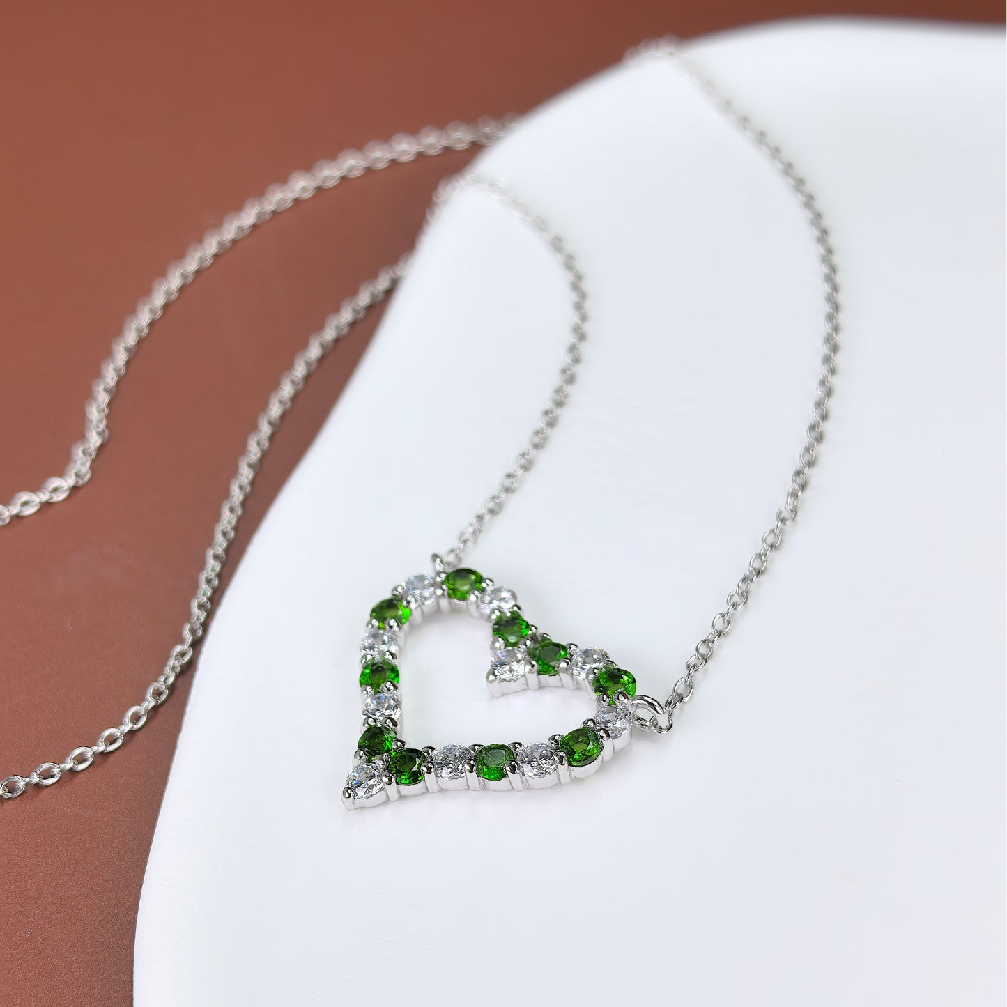 Elegant Rhodium Plated 925 Silver Jewelry Natural Diopside Heart Fine Necklace