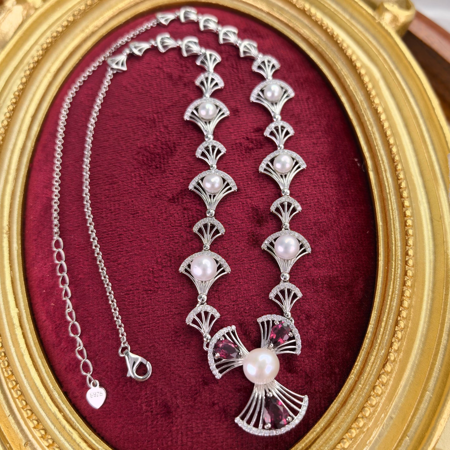 Noble Rhodium Plated 925 Sterling Silver Freshwater Pearl Scallop Necklace