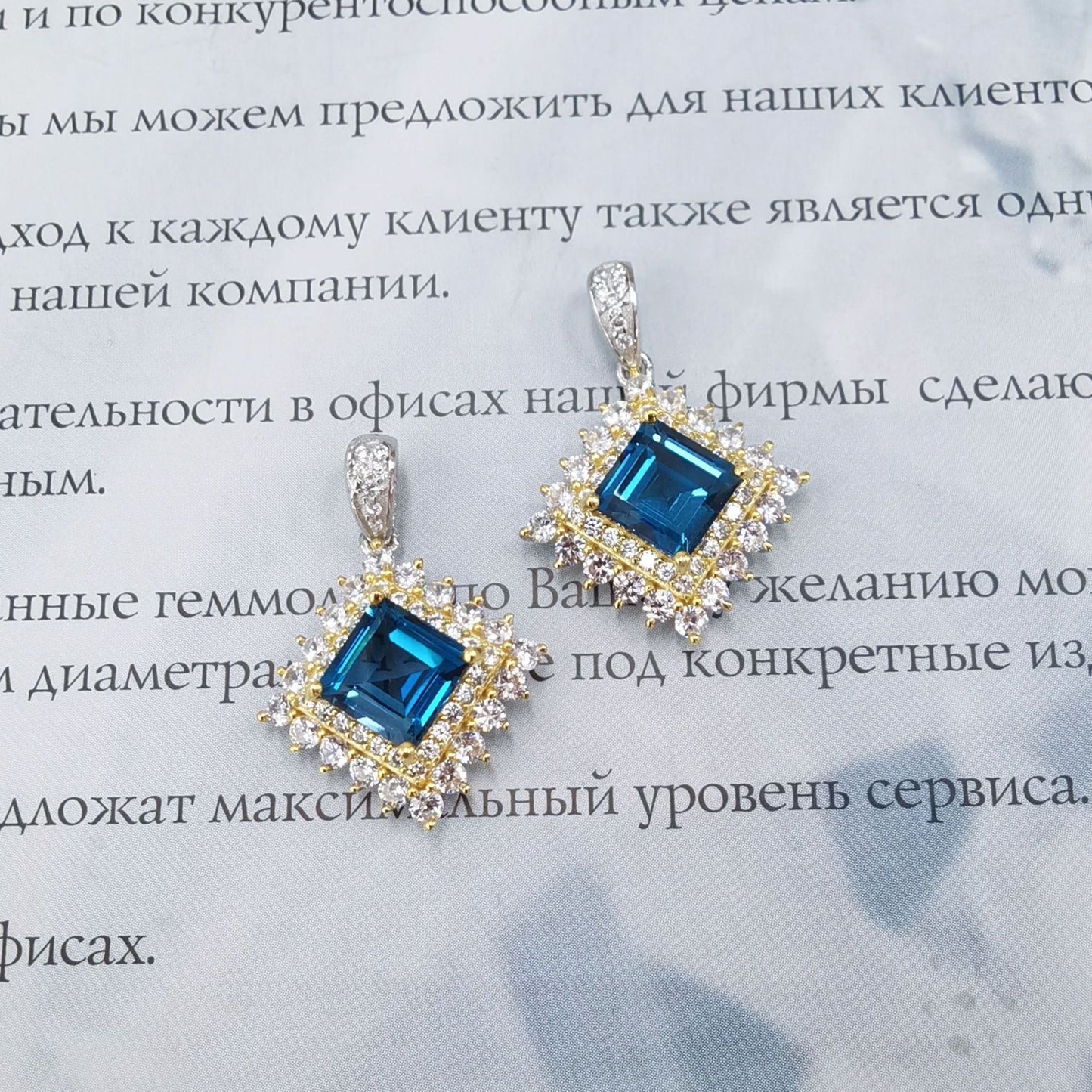 Sparkling Dual Color Plated 925 Sterling Silver Natural London Blue Topaz Pendant