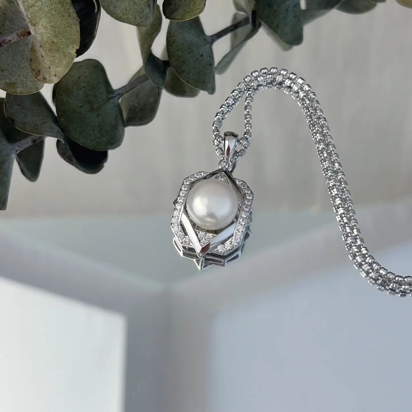 Charming Freshwater Pearl Pendant for Women 925 Silver Rhodium Plated