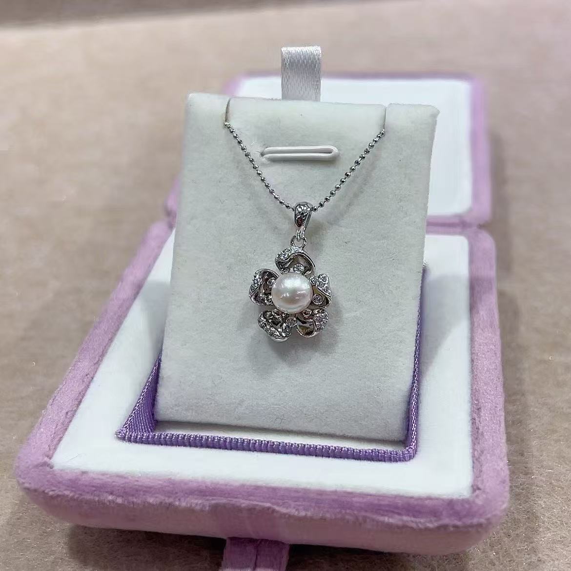 Soft Rhodium Plated Silver Jewelry 925 Sterling Freshwater Pearl Pendant