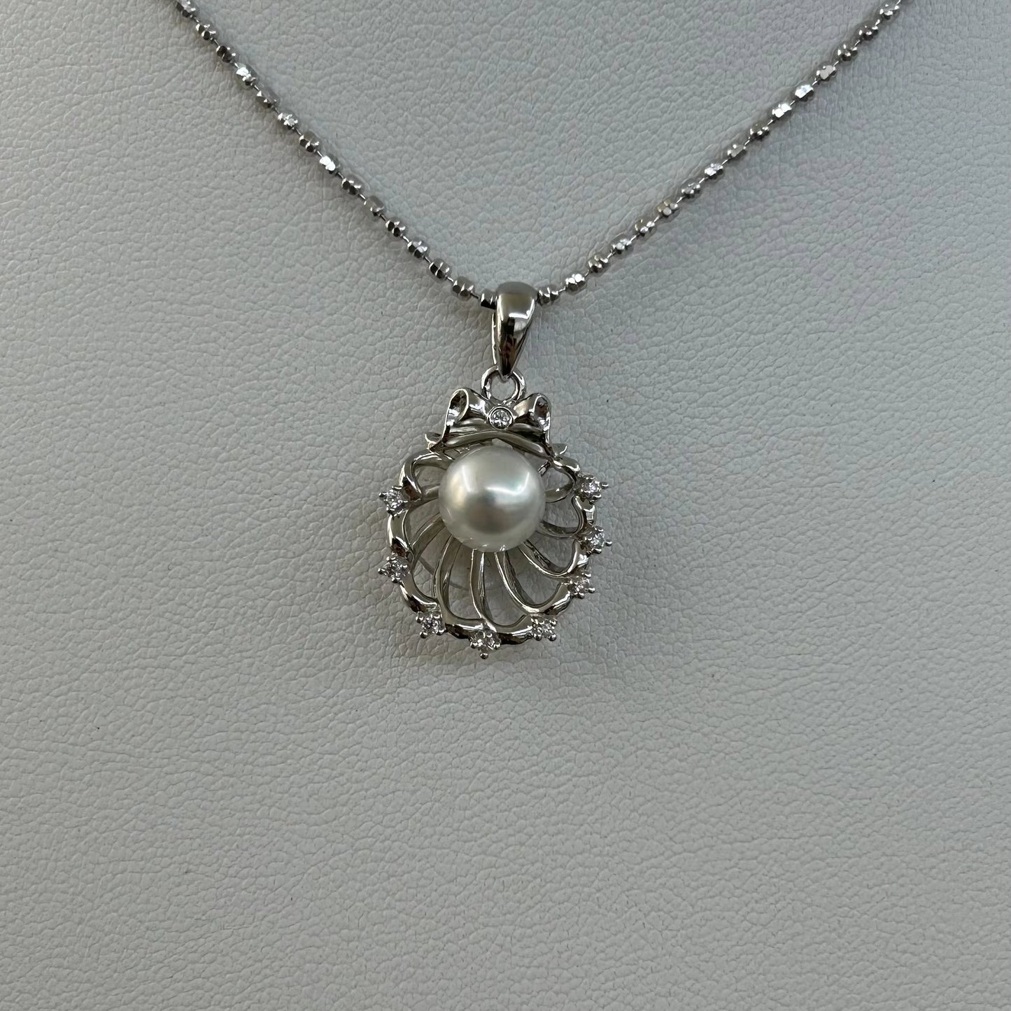 Freshwater Pearl Pendant 925 Silver with Delicate Rhodium Plating Jewelry