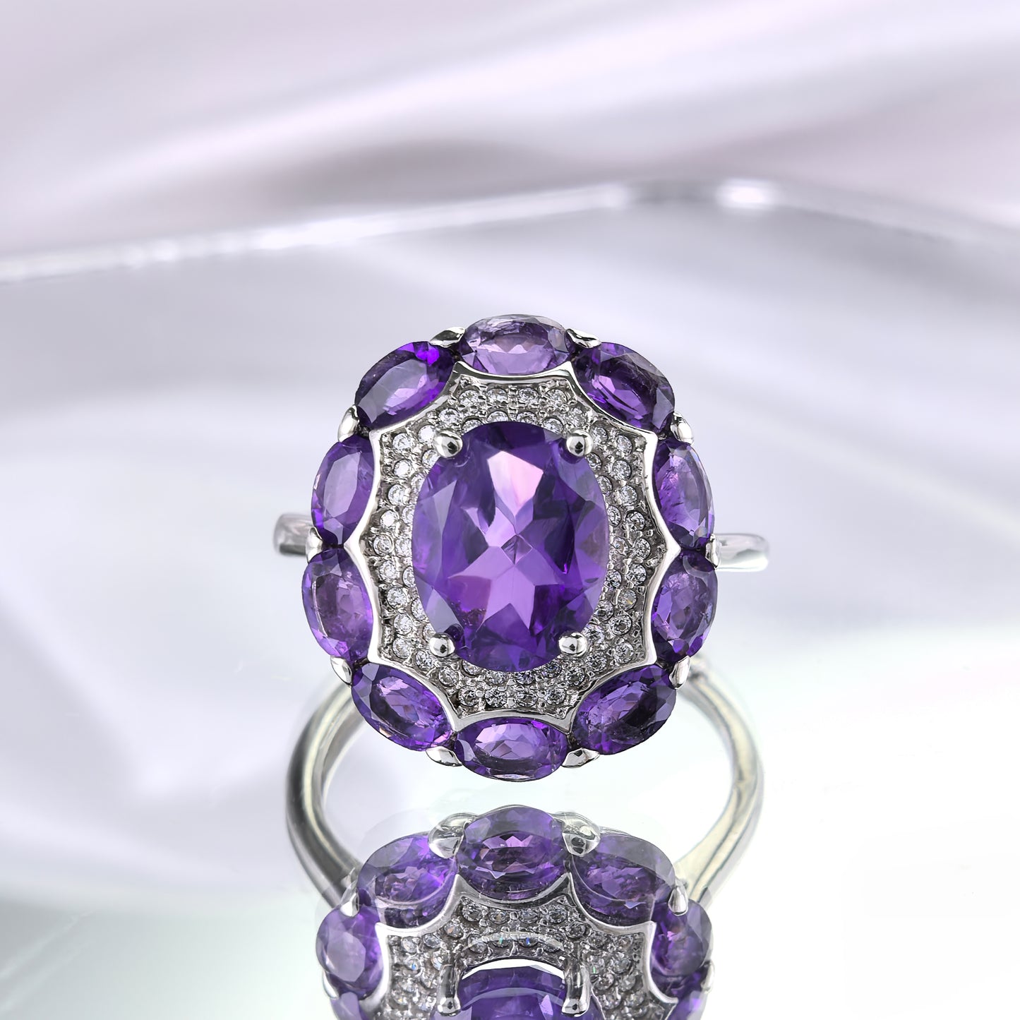 925 Sterling Silver Sparkling Rhodium Plated Classic Oval Cut Natural Amethyst Ring