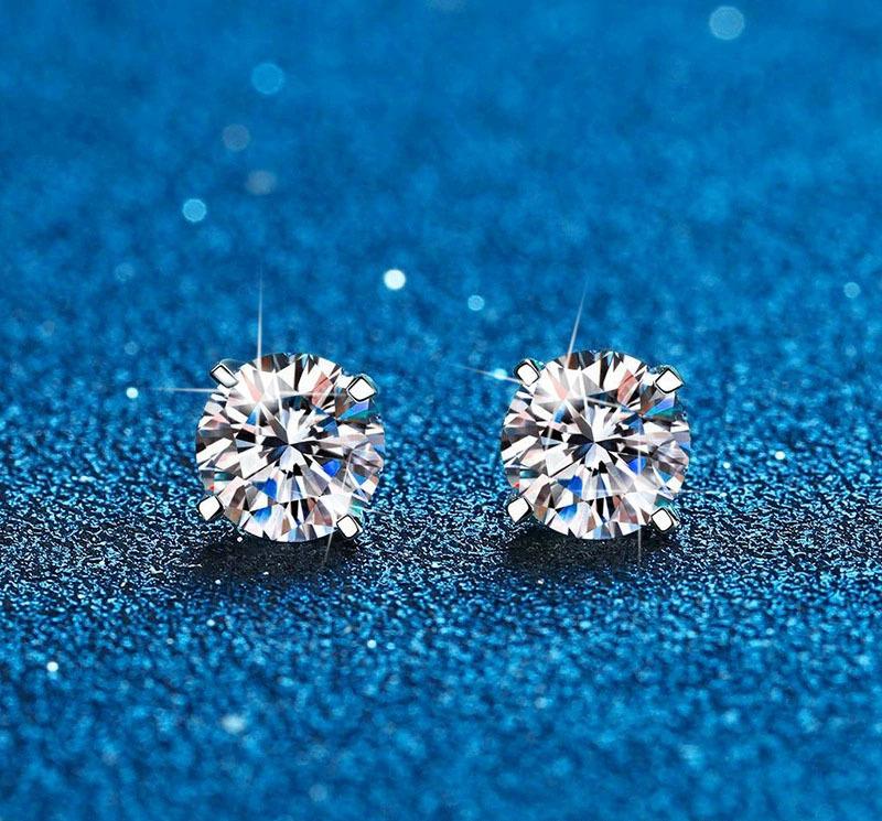 S925 Sterling Silver Classic Simple Four-Claw Round Cut Moissanite Earrings