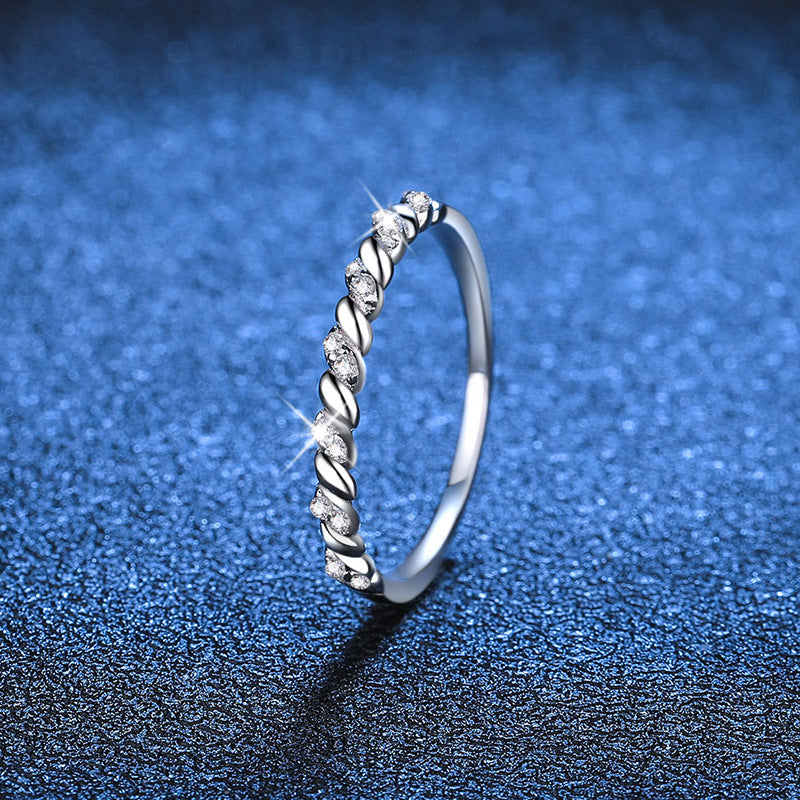 Simple S925 Silver Moissanite Twisted Ring Band for Daily Wear