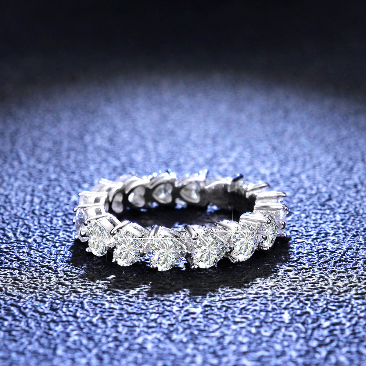 Fine S925 Silver Heart Cut Moissanite Tennis Ring Wedding Band 4.8ct for Party