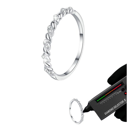 Simple S925 Silver Moissanite Twisted Ring Band for Daily Wear