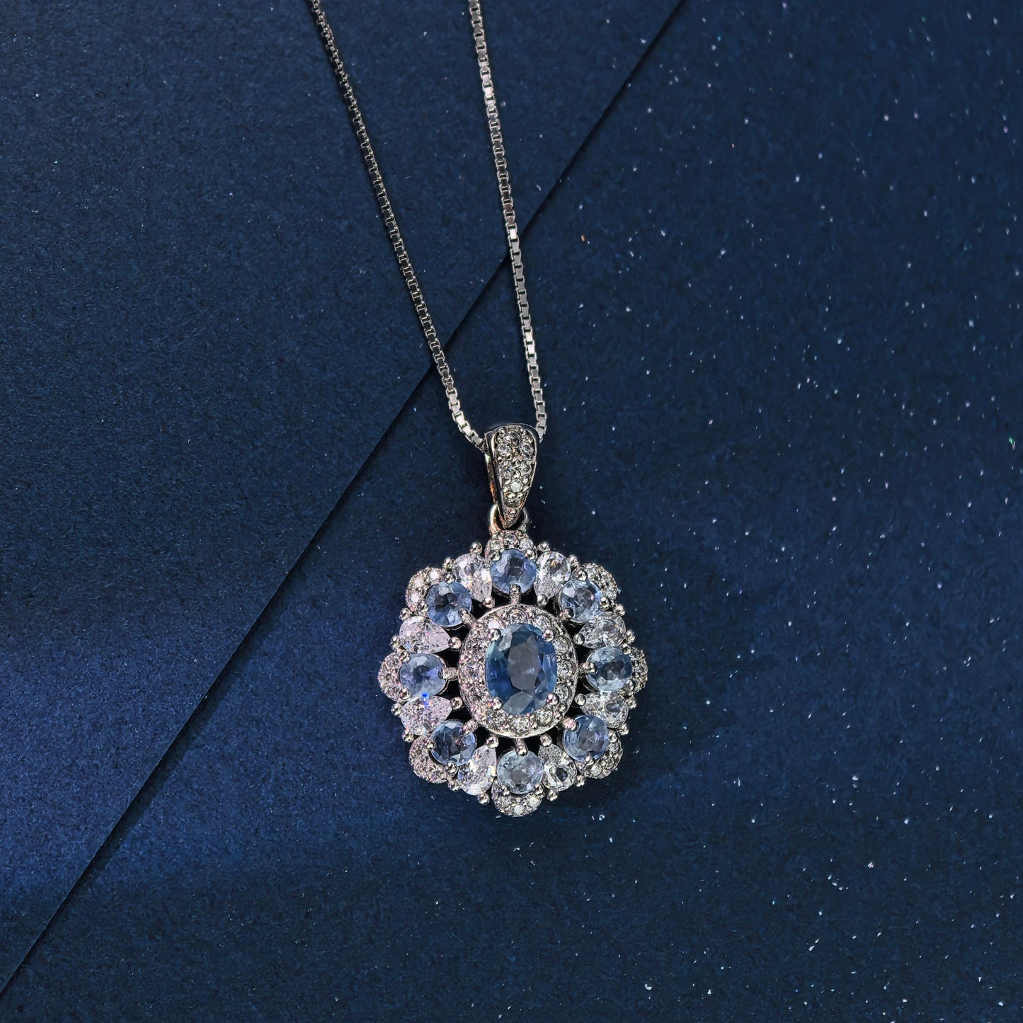 Graceful Rhodium Plated 925 Silver Jewelry Natural Sapphire Pendant