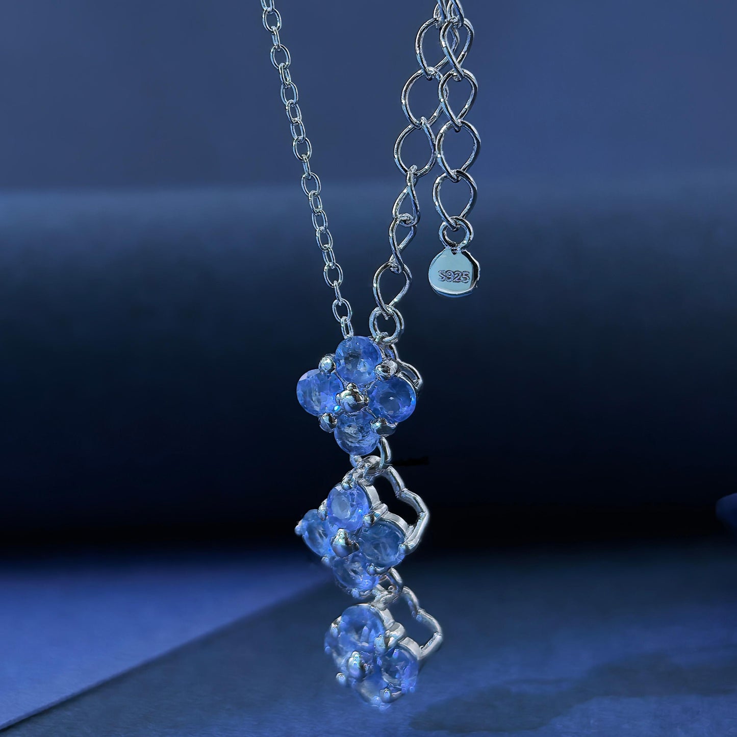 Delicate Rhodium Plated Silver 925 Natural Sapphire Four Leaf Clover Necklace