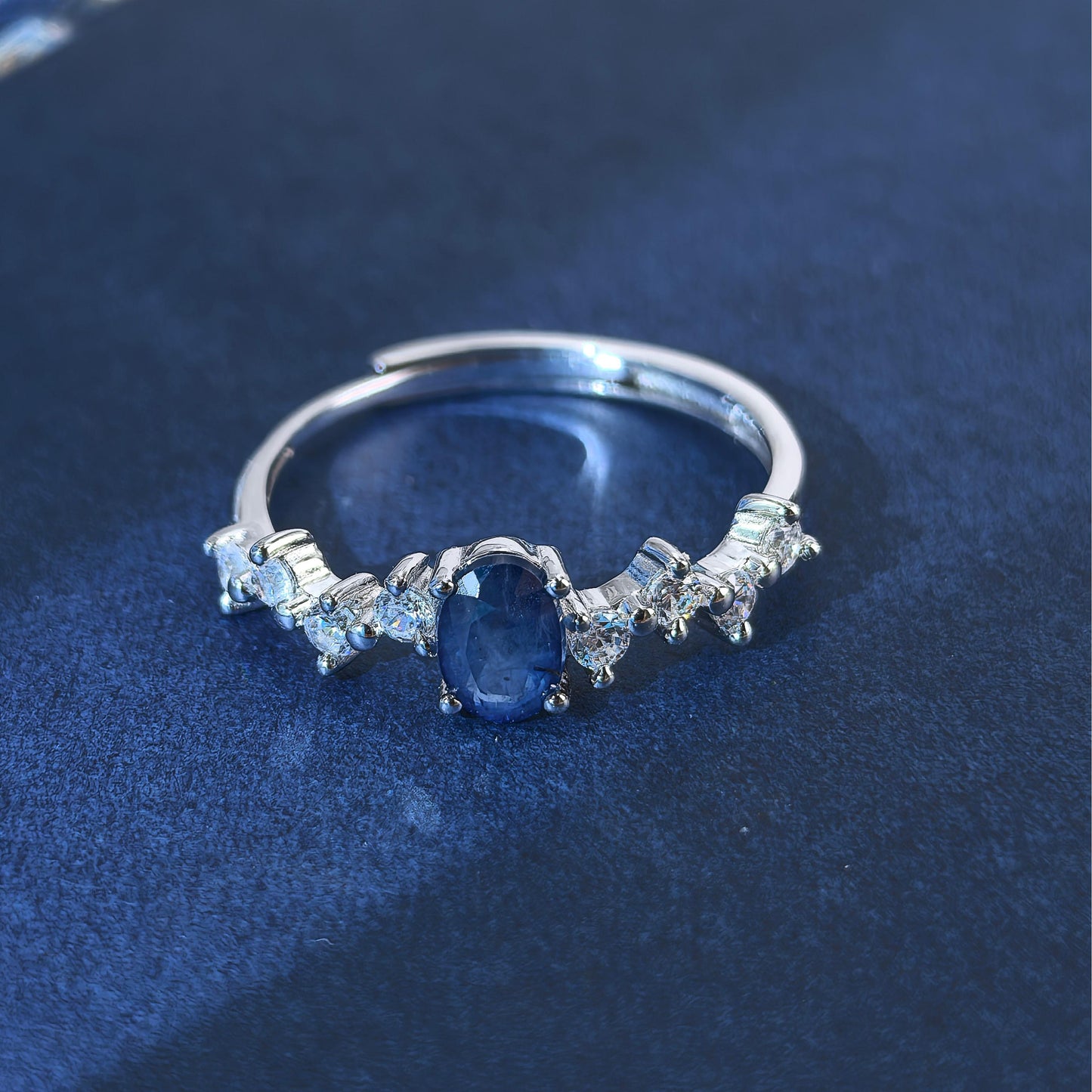 Delicate Rhodium Plated 925 Silver Jewelry Natural Sapphire Ring