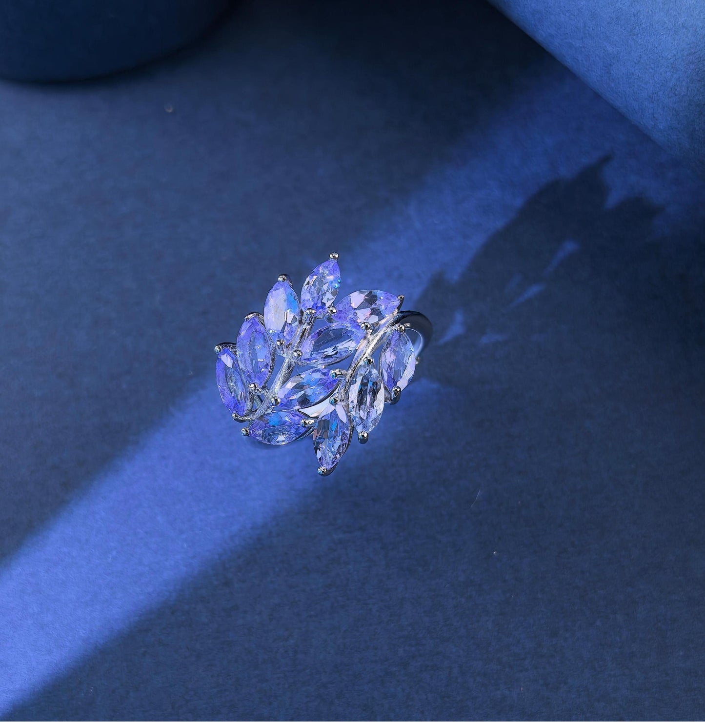 Charming Rhodium Plated Silver 925 Jewelry Natural Tanzanite Leaves Ring