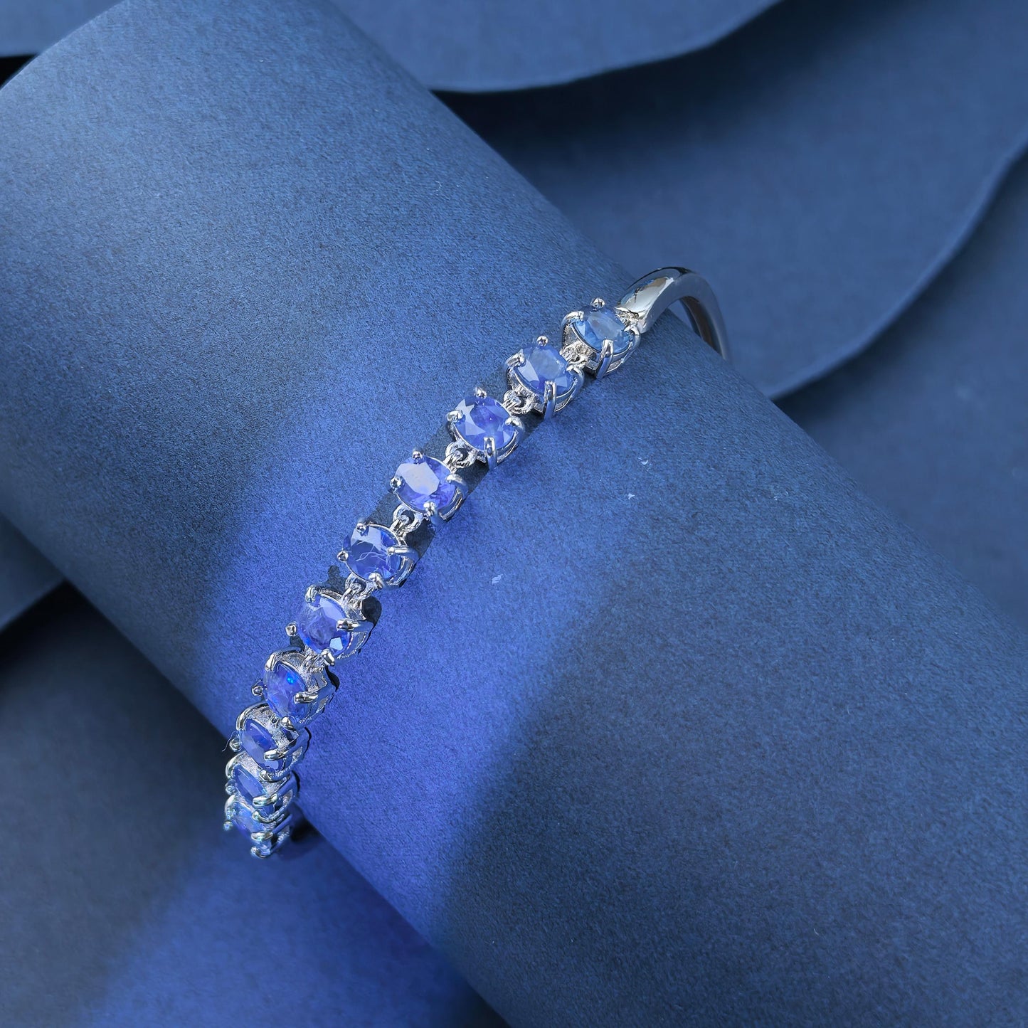 Charming Rhodium Plated Silver 925 Jewelry Natural Sapphire Bracelet