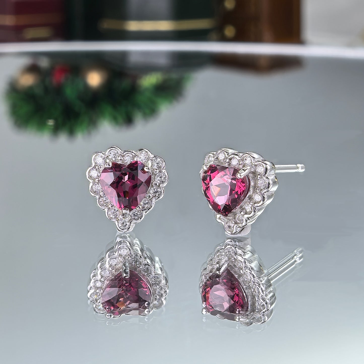 Elegant Rhodium Plated 925 Silver Jewelry Natural Pyrope Heart Stud Earrings