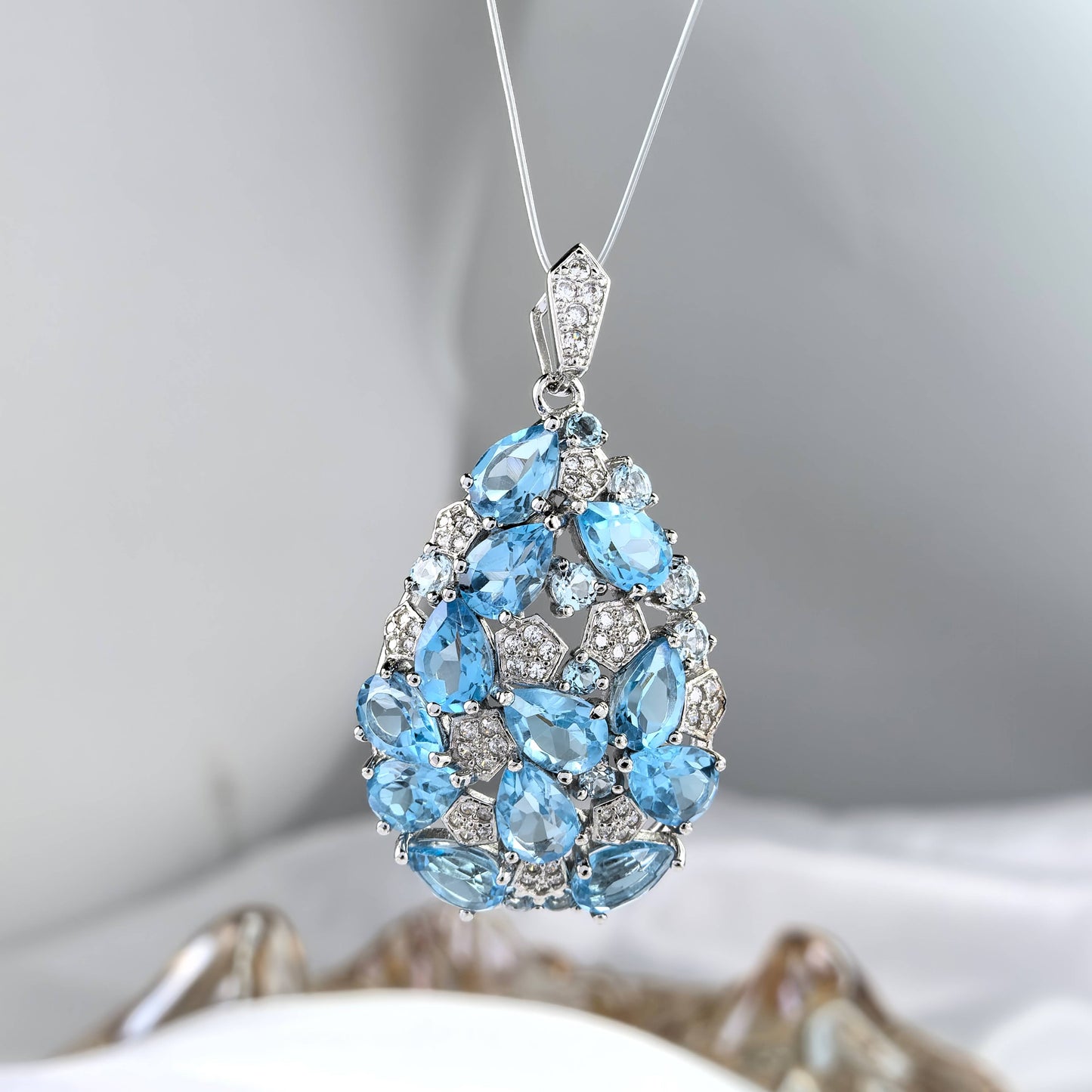 Graceful Rhodium Plated 925 Sterling Silver Natural Swiss Blue Topaz Pendant