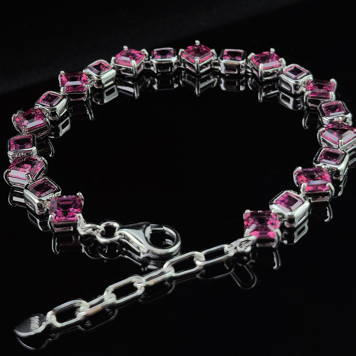 Exquisite Rhodium Plated 925 Sterling Silver Natural Pyrope Bracelet