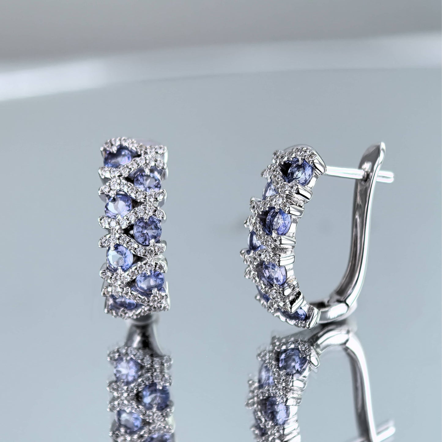 Exquisite Rhodium Plated Silver 925 Jewelry Natural Tanzanite Hoop Earrings