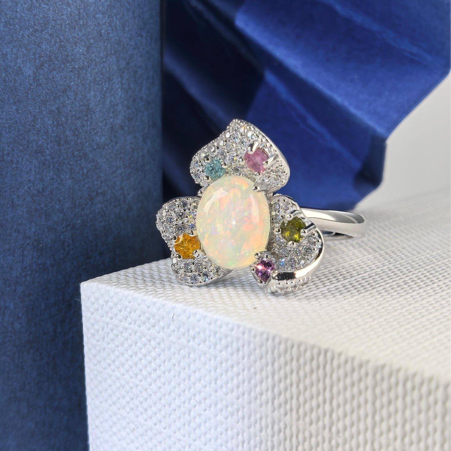 Graceful Rhodium Plated 925 Silver Jewelry Natural Opal Flower Ring