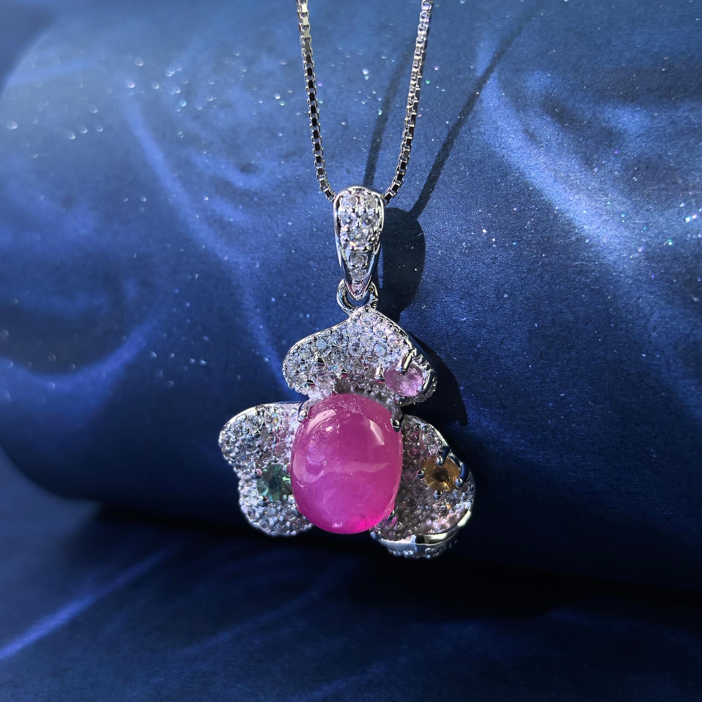 Elegant Rhodium Plated 925 Silver Jewelry Glassfilled Ruby Flower Pendant