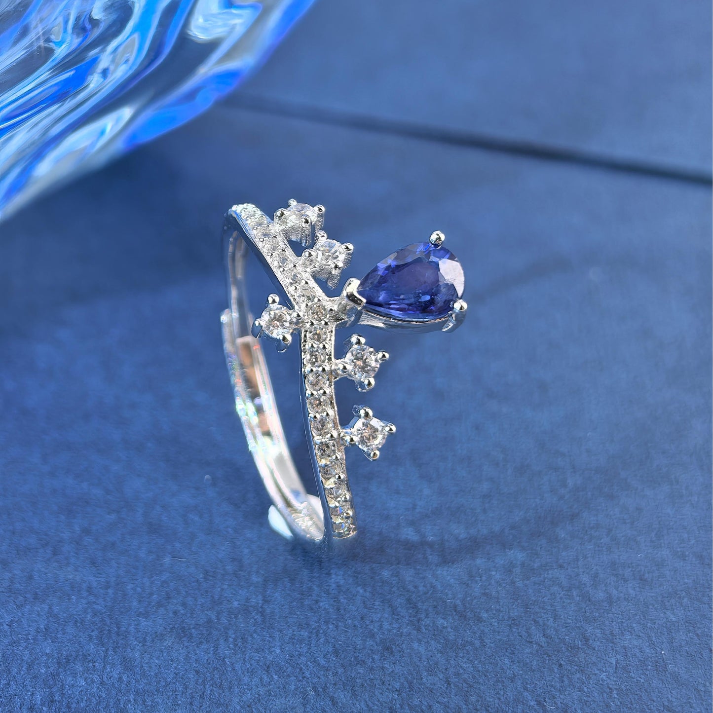 Gorgeous Rhodium Plated 925 Silver Jewelry Natural Sapphire Crown Ring
