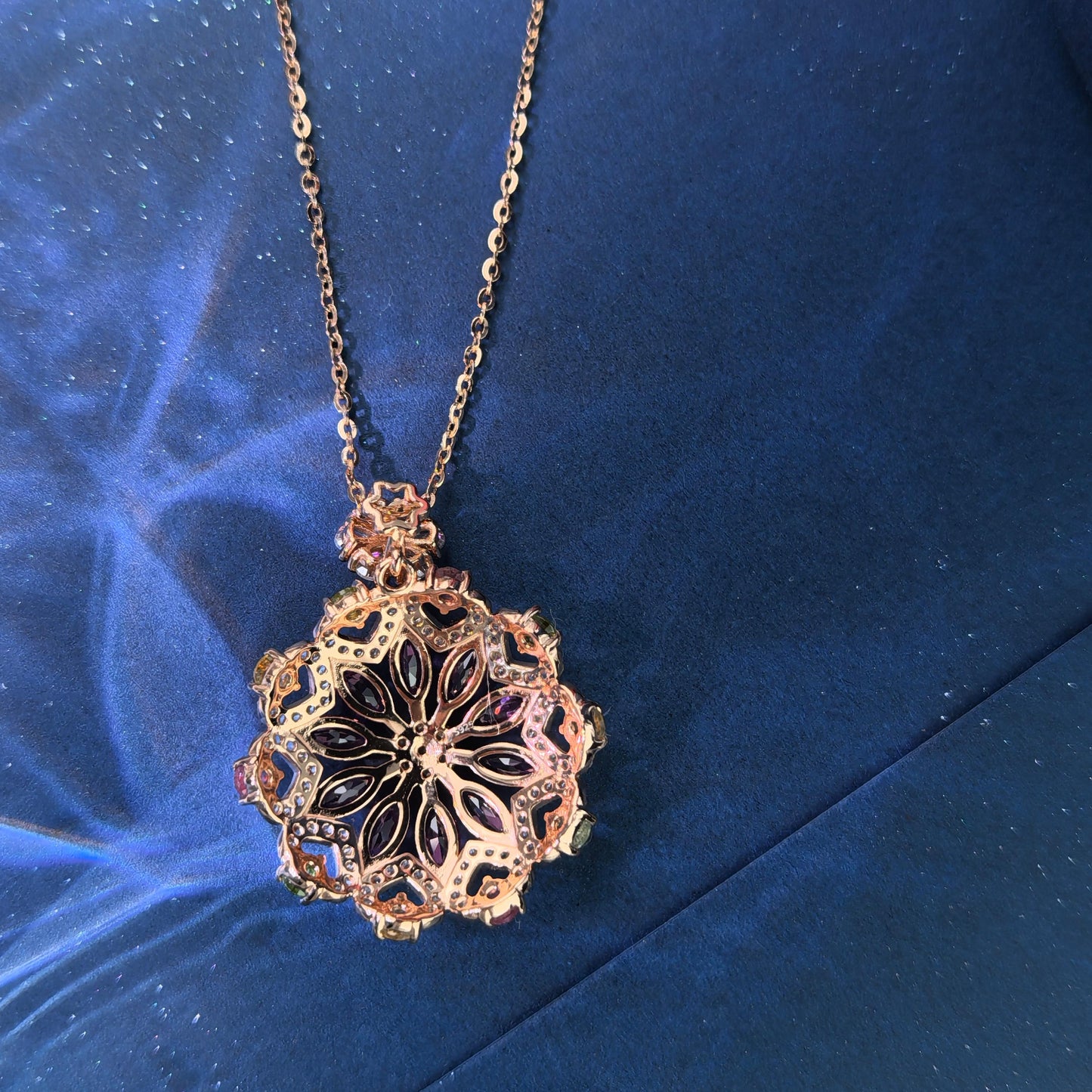 Elegant Rose Gold Plated 925 Silver Jewelry Natural Pyrope Flower Pendant