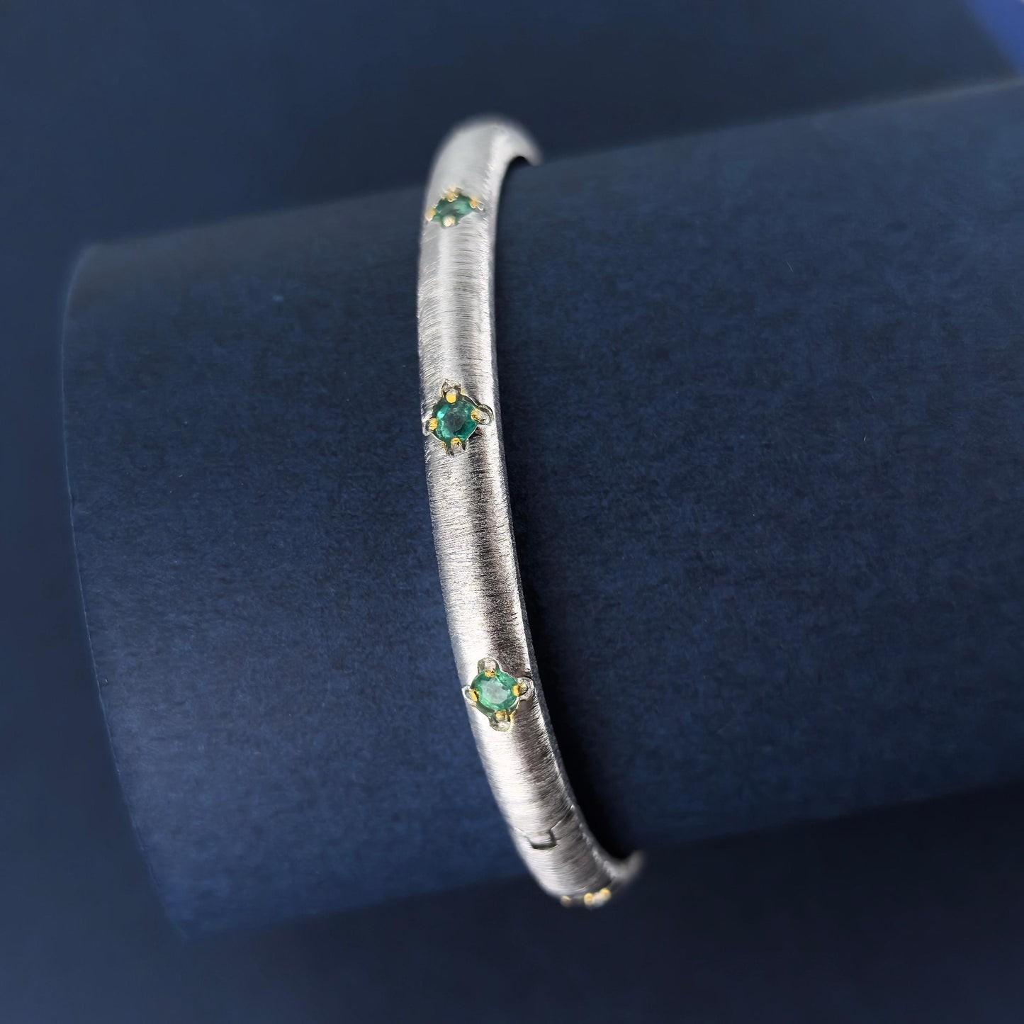 Unique Rhodium and Gold Plated Silver 925 Jewelry Natural Emerald Bangle