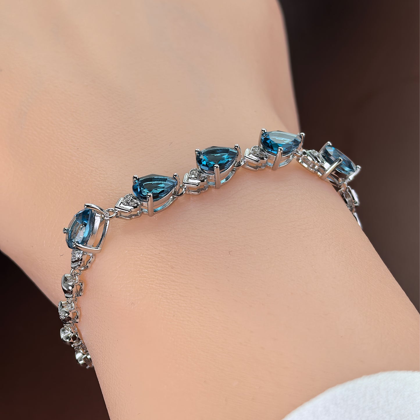 Elegant Rhodium Plated Silver 925 Jewelry Natural London Blue Topaz Bracelet