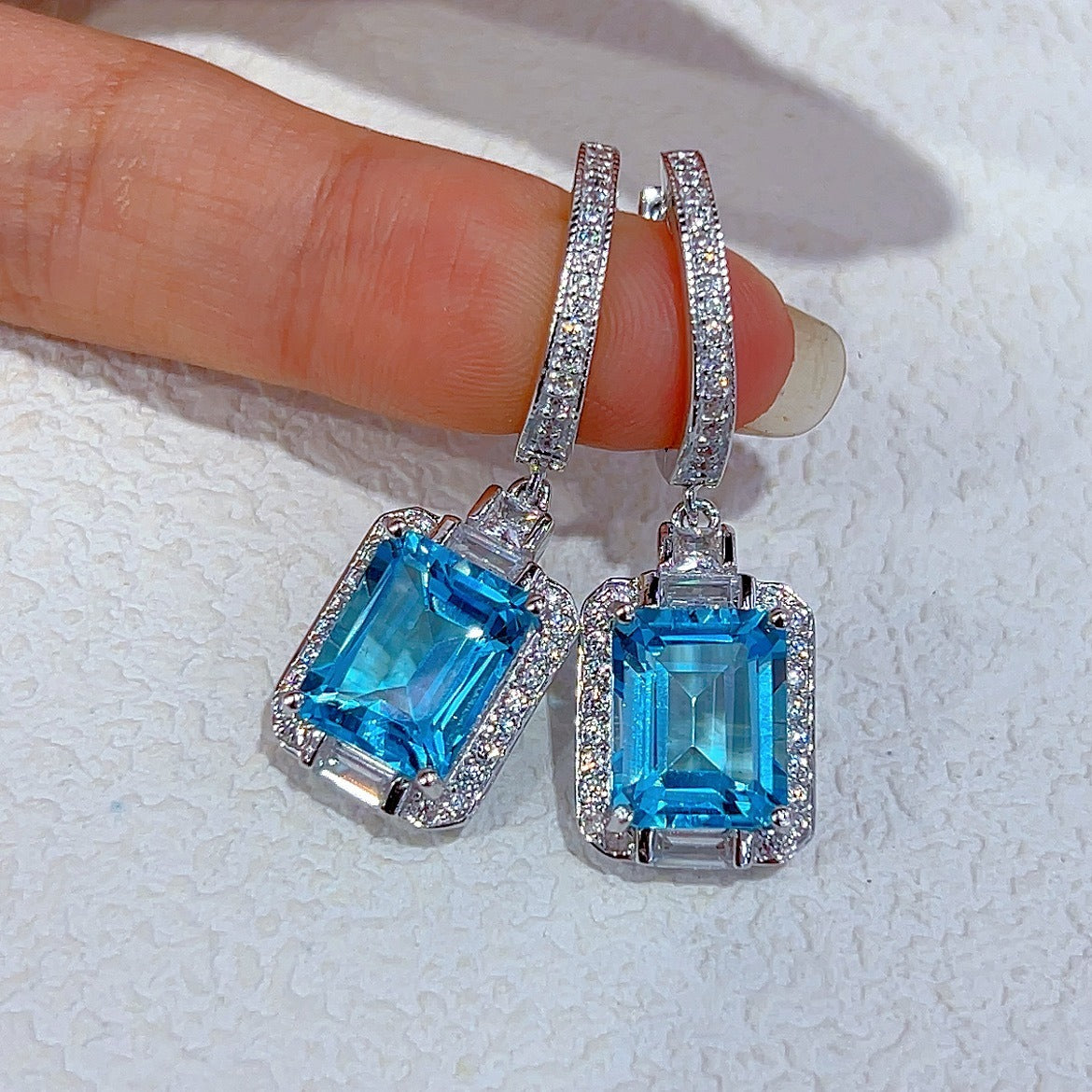 Dazzling Rhodium Plated 925 Silver Jewelry Natural Sky Blue Topaz Drop Earrings