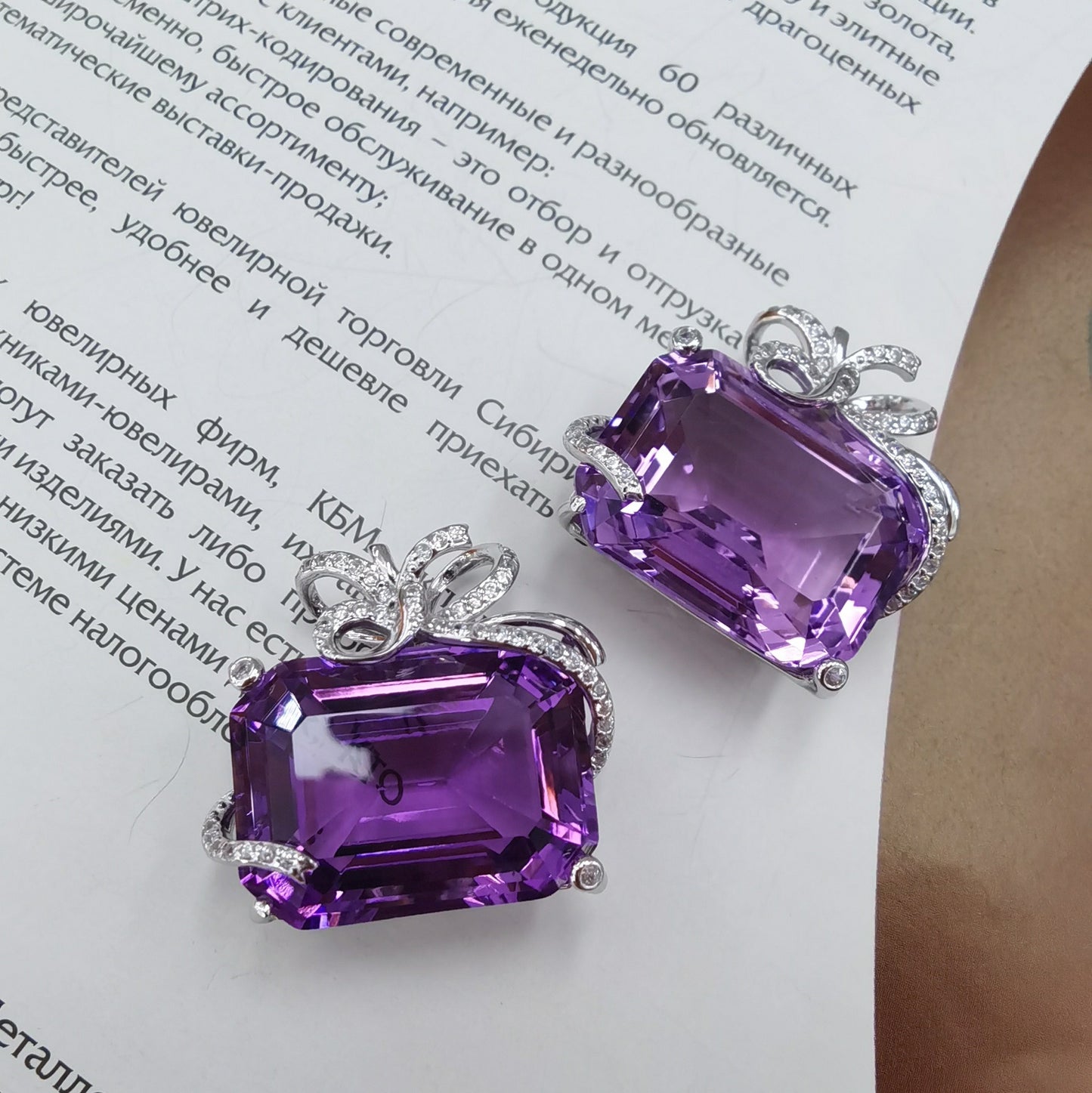 Precious Rhodium Plated 925 Silver Jewelry Natural Amethyst Bow Pendant