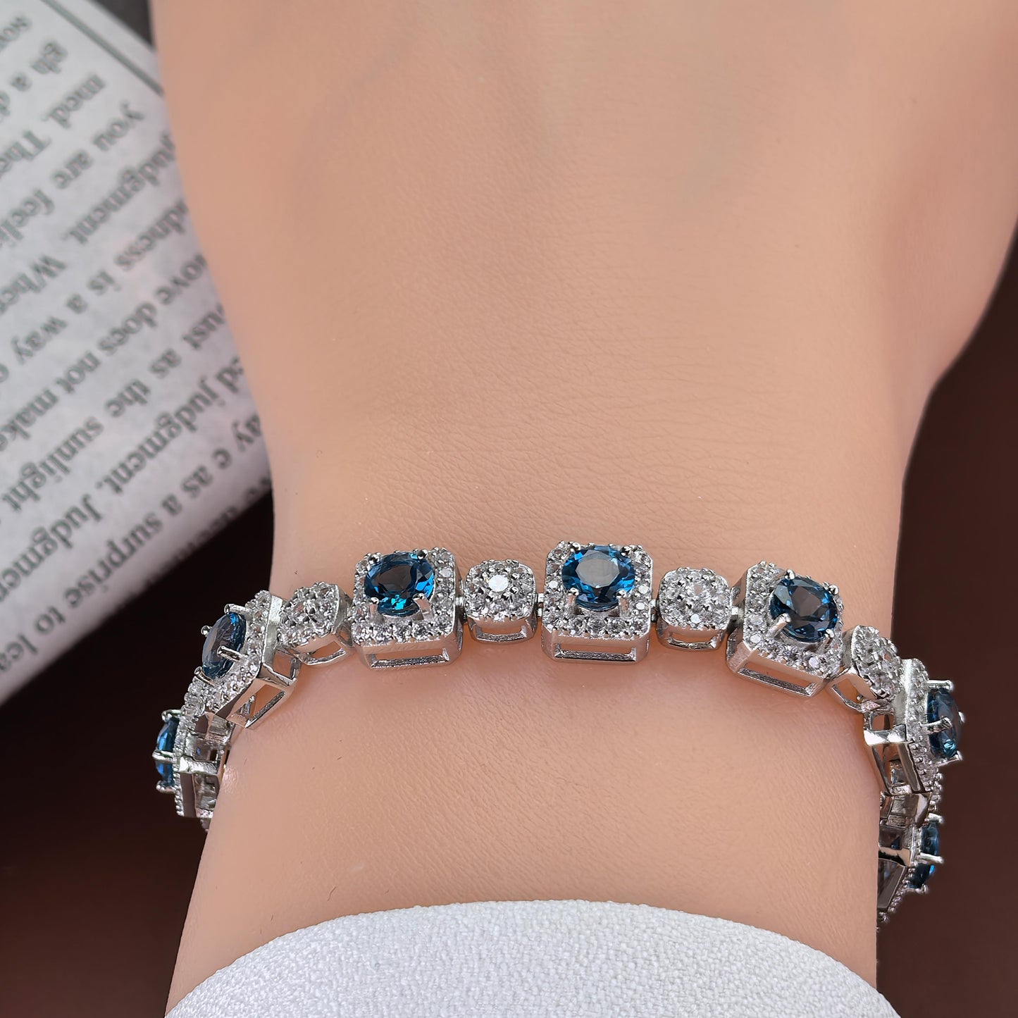 Noble Rhodium Plated 925 Silver Jewelry Natural London Blue Topaz Bracelet