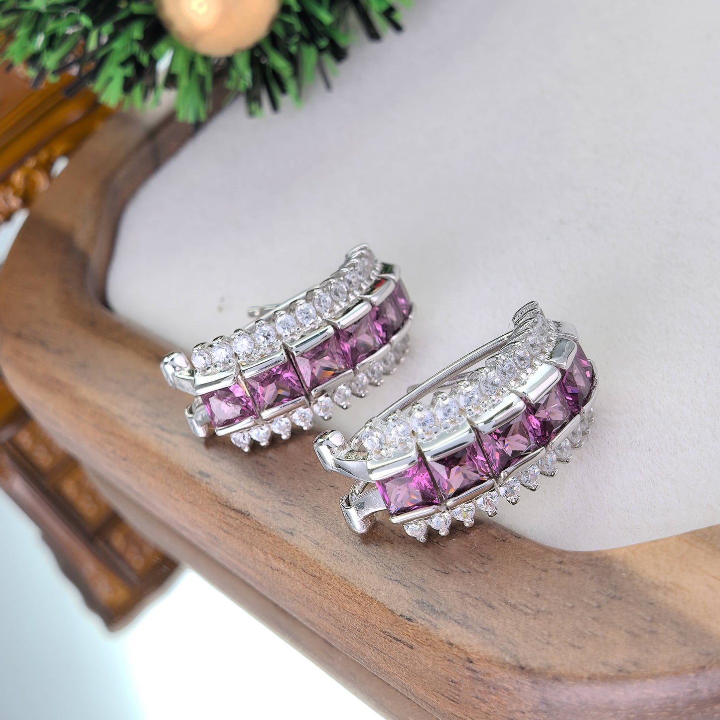 Elegant Rhodium Plated 925 Silver Jewelry Natural Pyrope Hoop Earrings