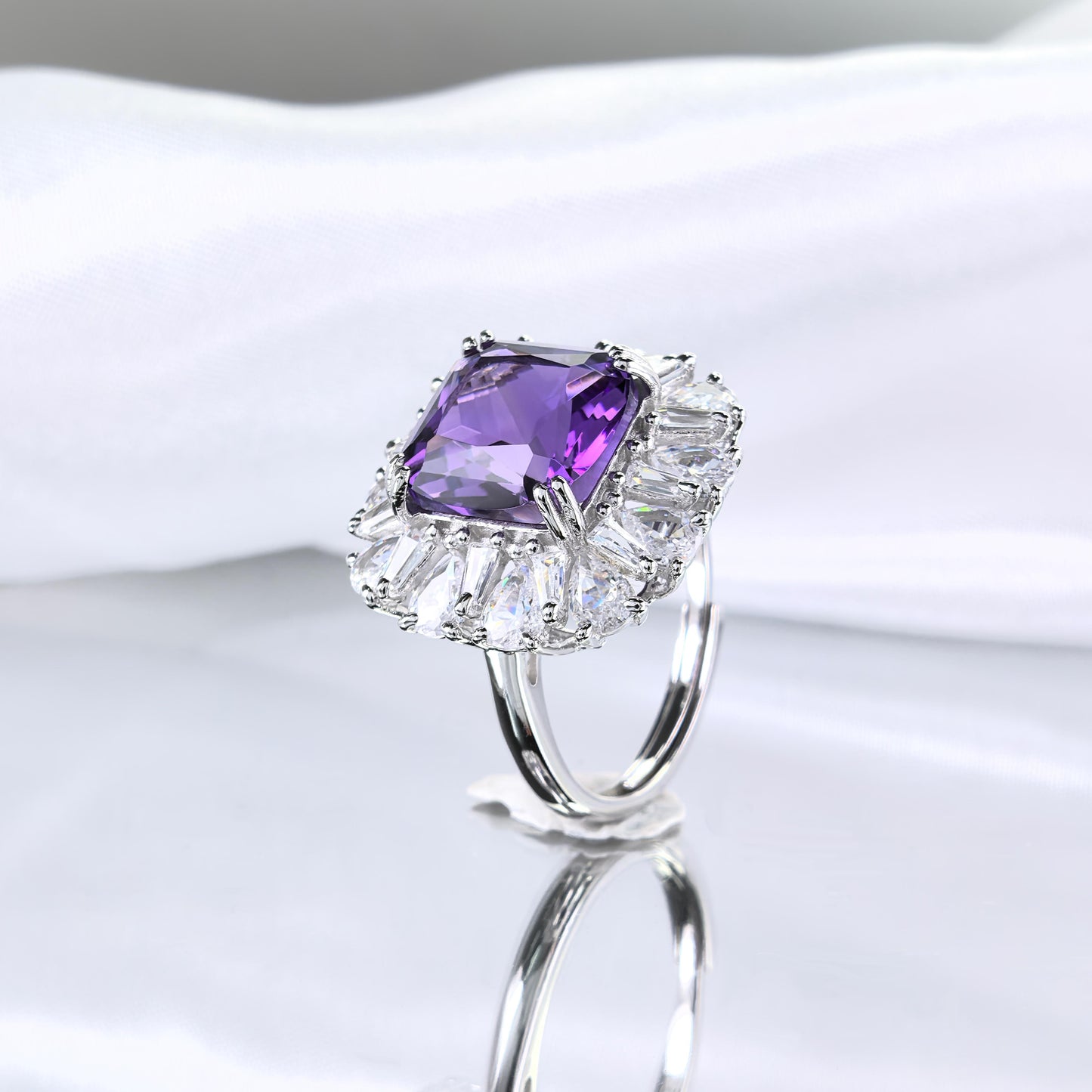 Sparkling Rhodium Plated Silver 925 Jewelry Natural Amethyst Ring