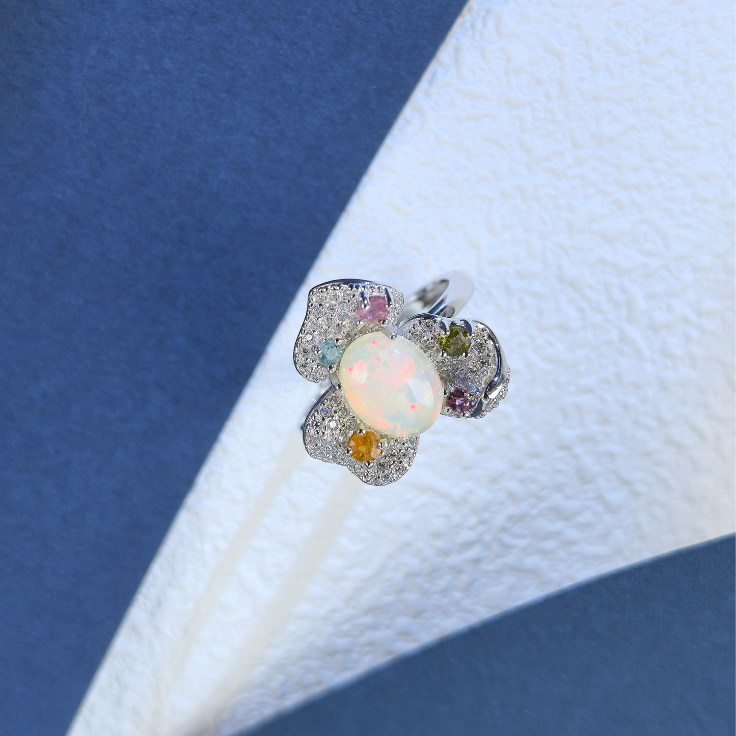 Graceful Rhodium Plated 925 Silver Jewelry Natural Opal Flower Ring