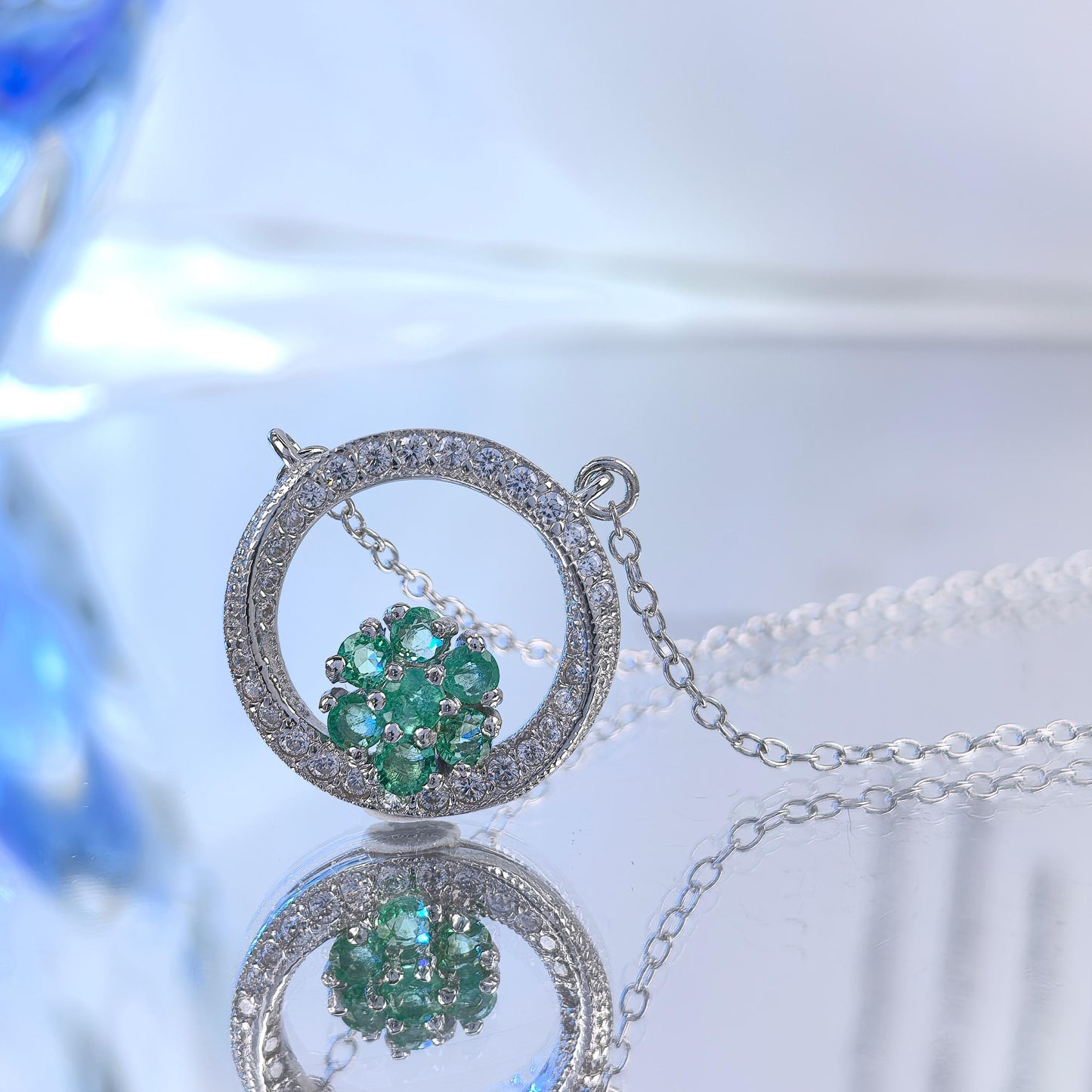 Exquisite Rhodium Plated 925 Silver Jewelry Natural Emerald Necklace