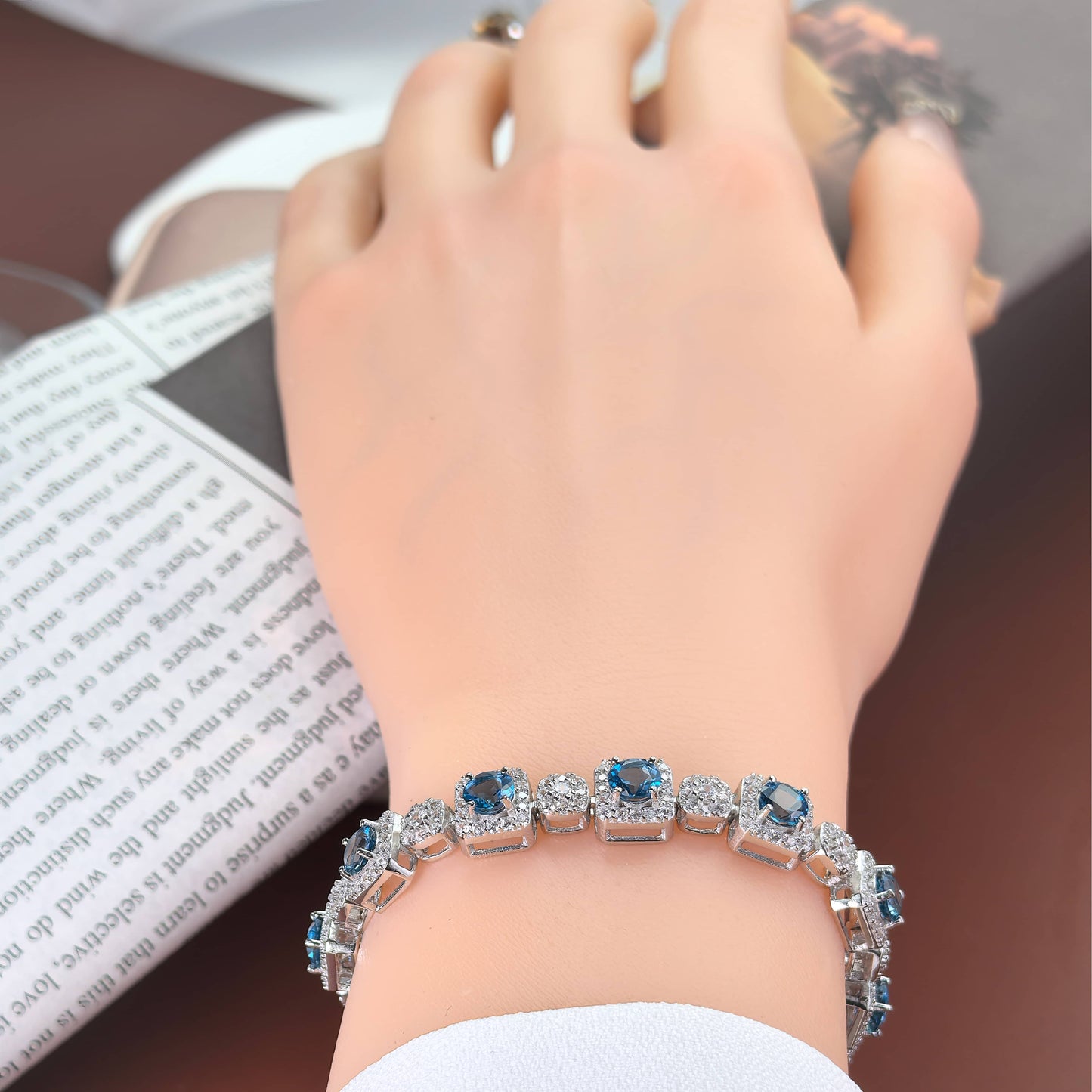 Noble Rhodium Plated 925 Silver Jewelry Natural London Blue Topaz Bracelet