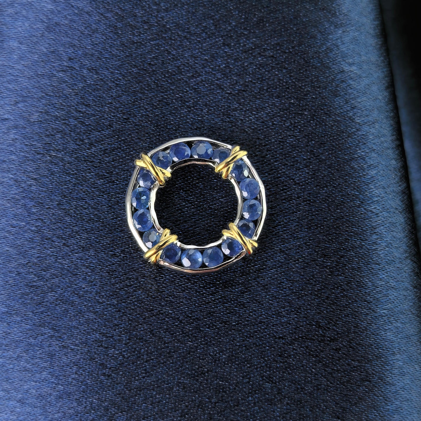 Delicate Dual Color Plated 925 Silver Jewelry Natural Sapphire Pendant