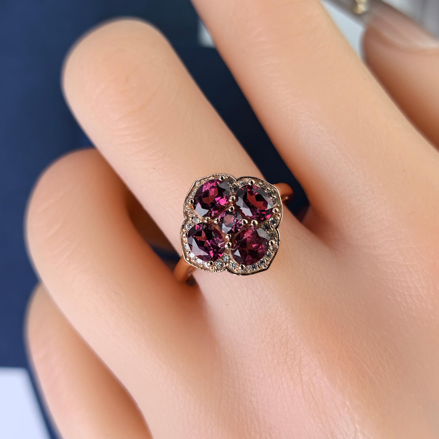 Elegant Rose Gold Plated Silver 925 Jewelry Natural Pyrope Four Leaf Clover Ring