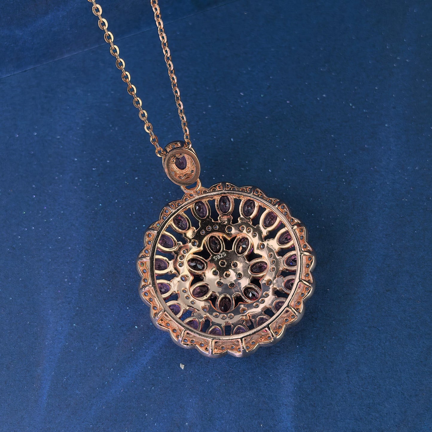 Shimmering Rose Gold Plated 925 Silver Jewelry Natural Pyrope Flower Pendant